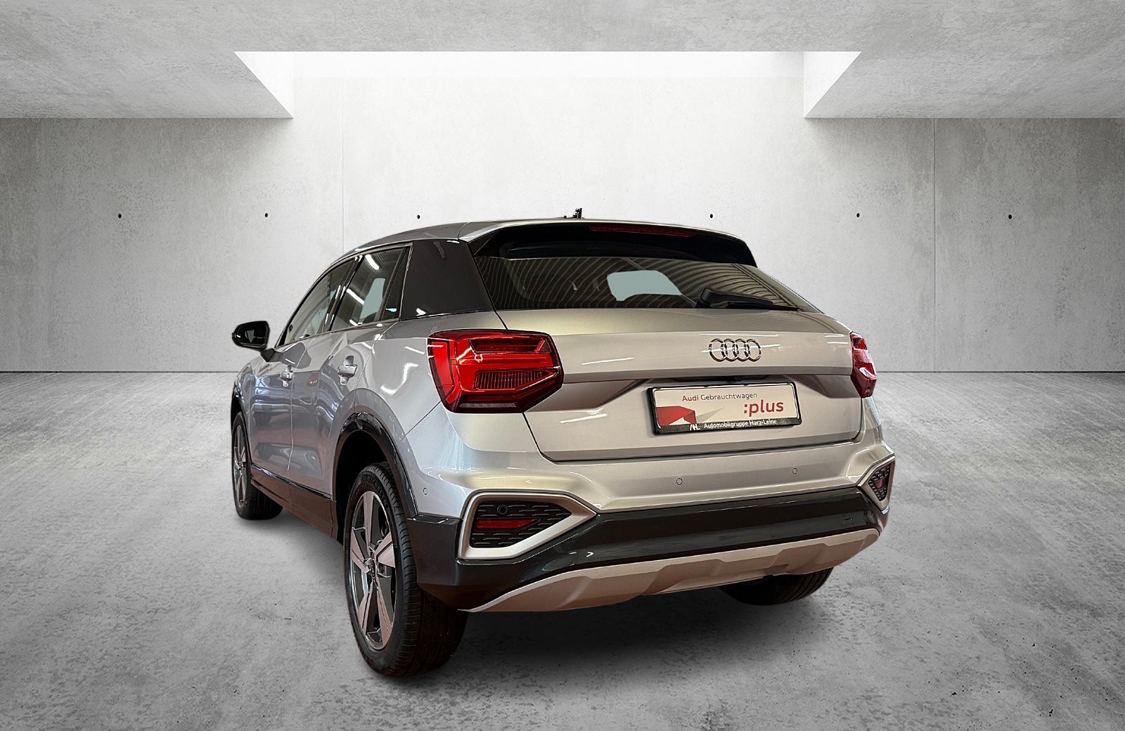 Q2 35 TFSI advanced S-tronic Matrix Navi ACC AHK RFK