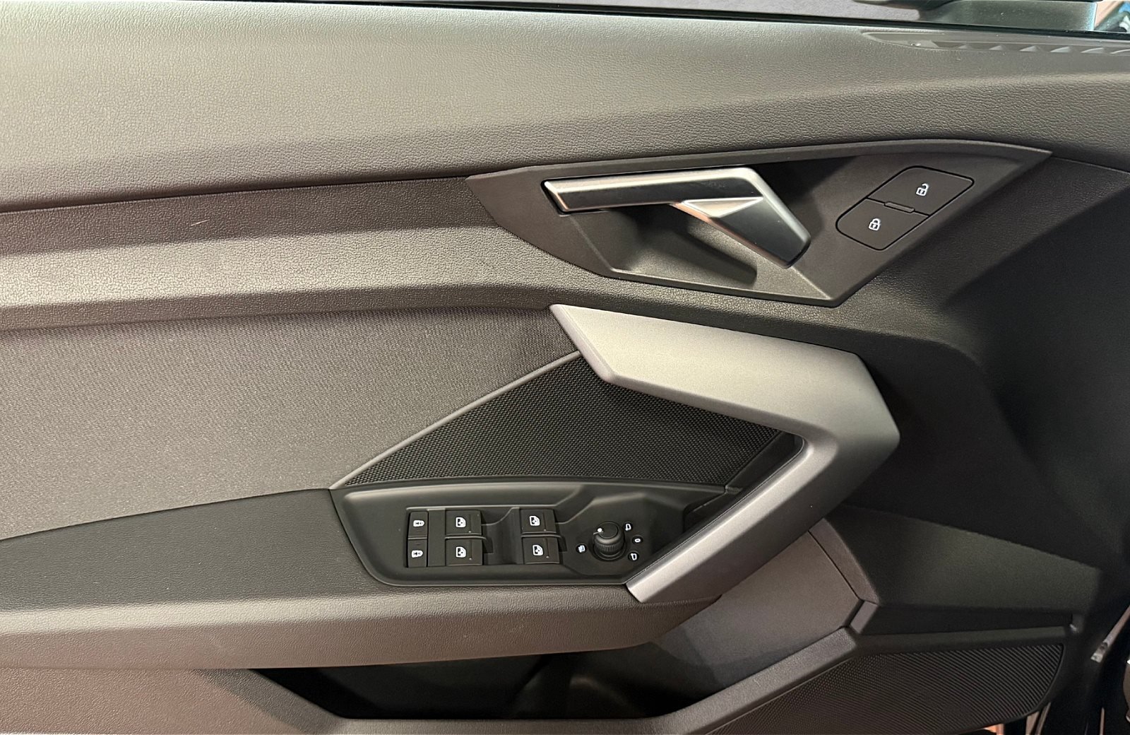 A3 Sportback 35 TFSI advanced S-tronic LED Navi ACC AHK RFK