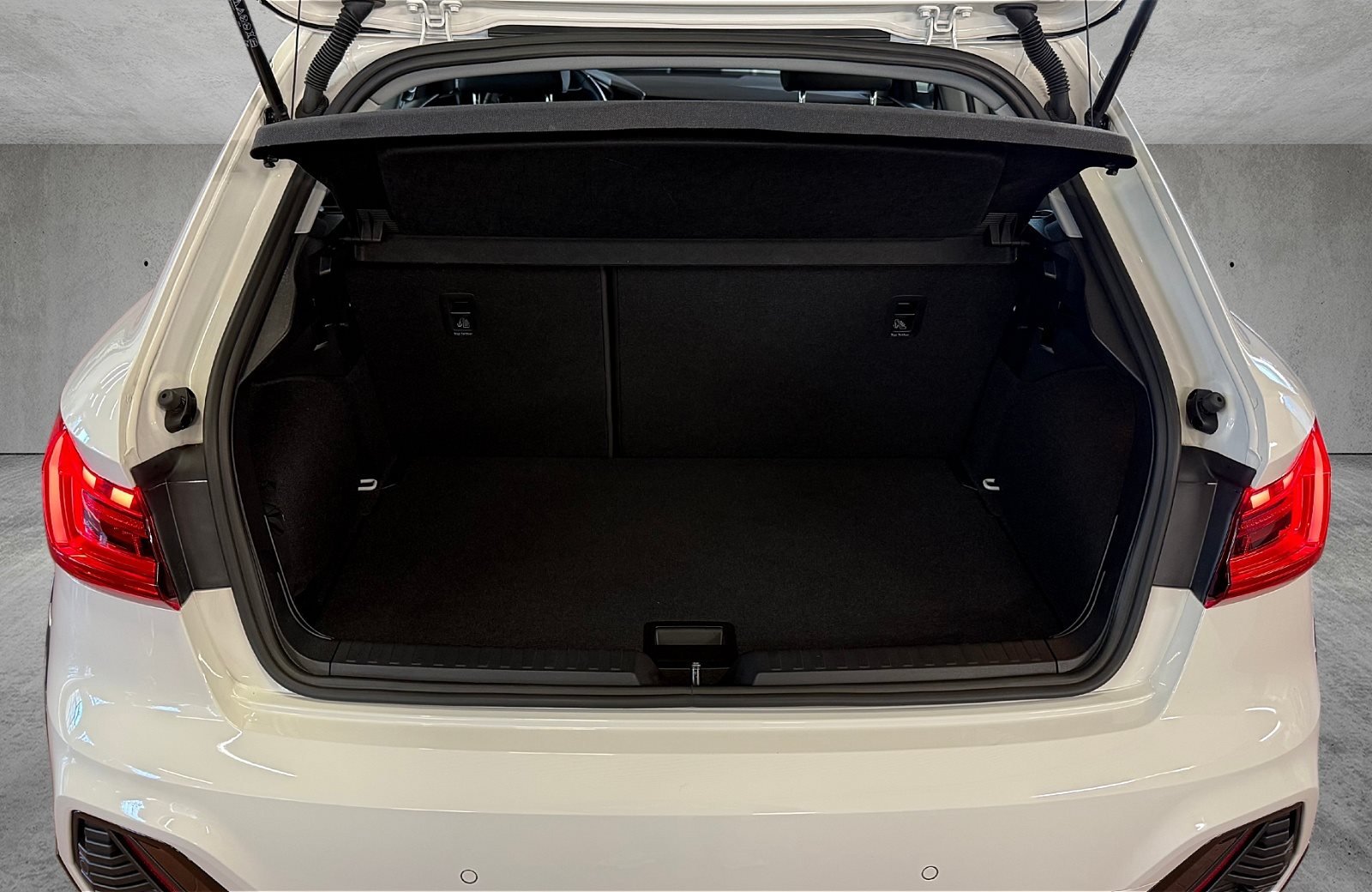 A1 allstreet 30 TFSI S-tronic LED Navi PDC RFK SHZ