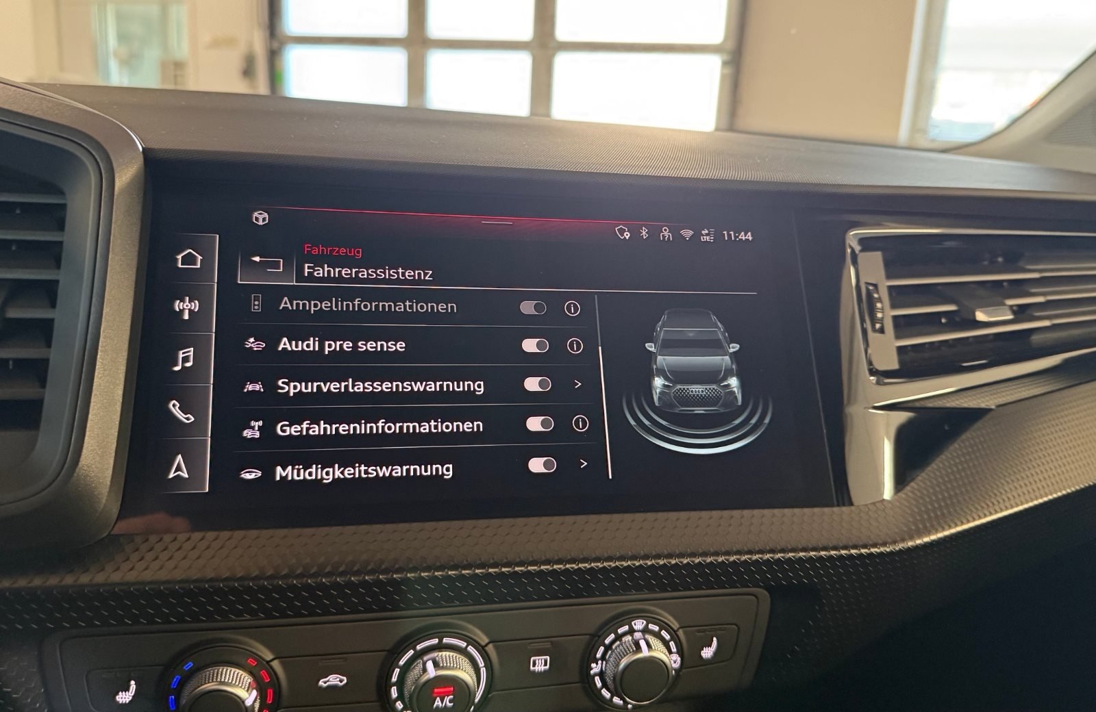 A1 allstreet 30 TFSI S-tronic LED Navi PDC RFK SHZ