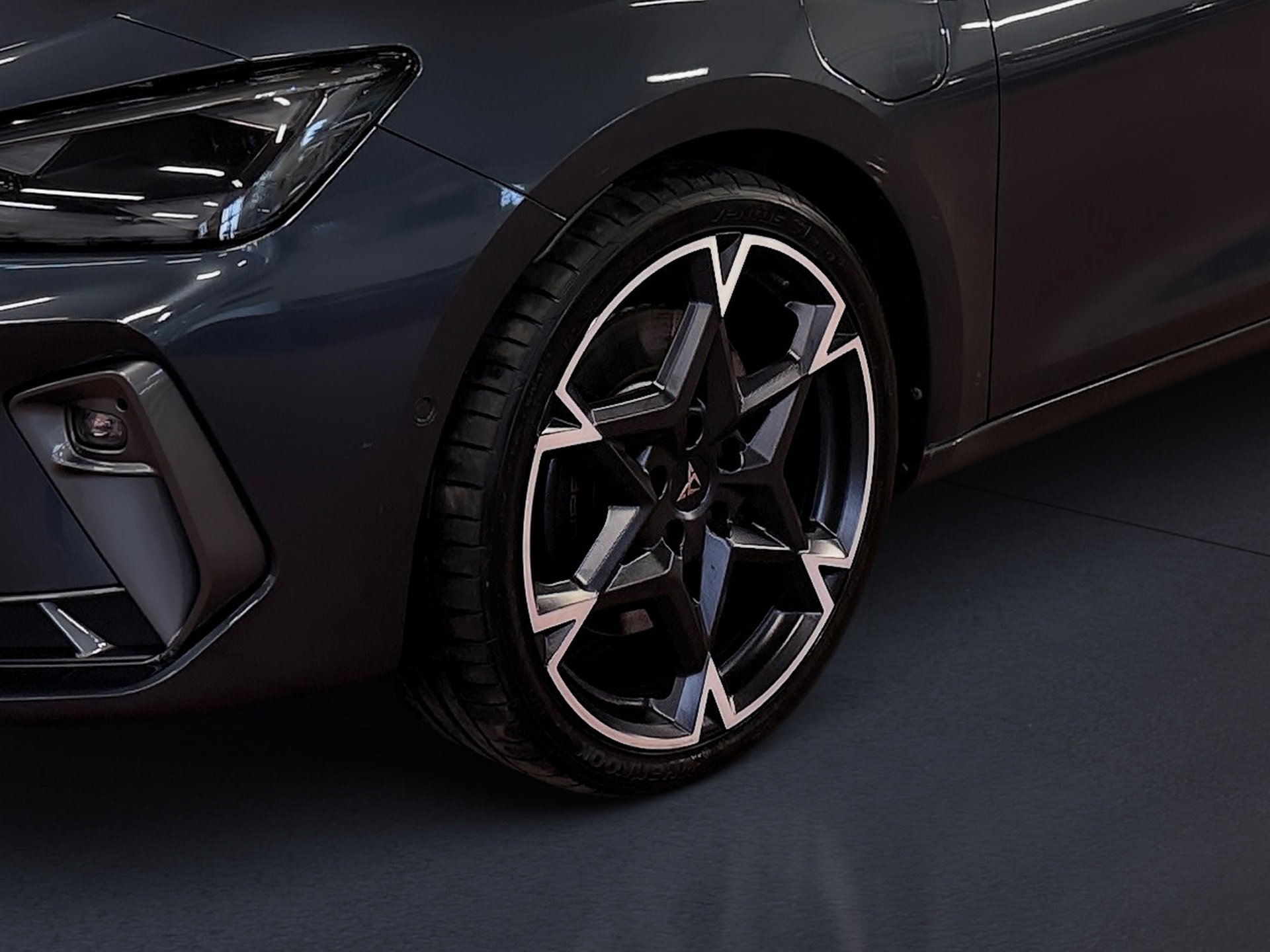 Leon Sportstourer VZ 1.5 TSI e-Hybrid DSG Edge Matrix Navi ACC