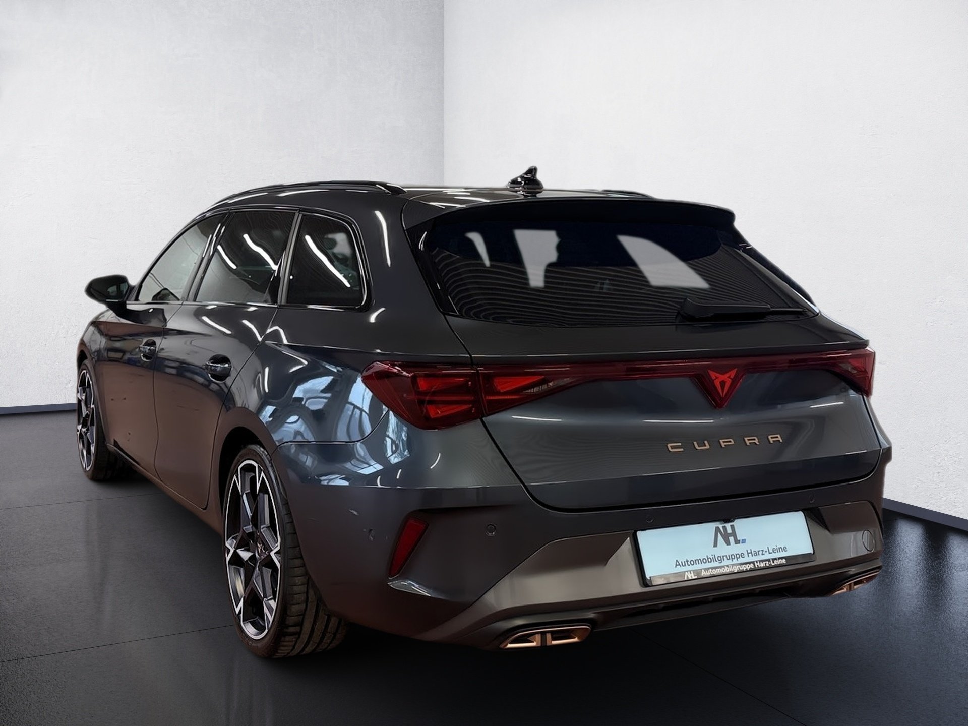 Leon Sportstourer VZ 1.5 TSI e-Hybrid DSG Edge Matrix Navi ACC