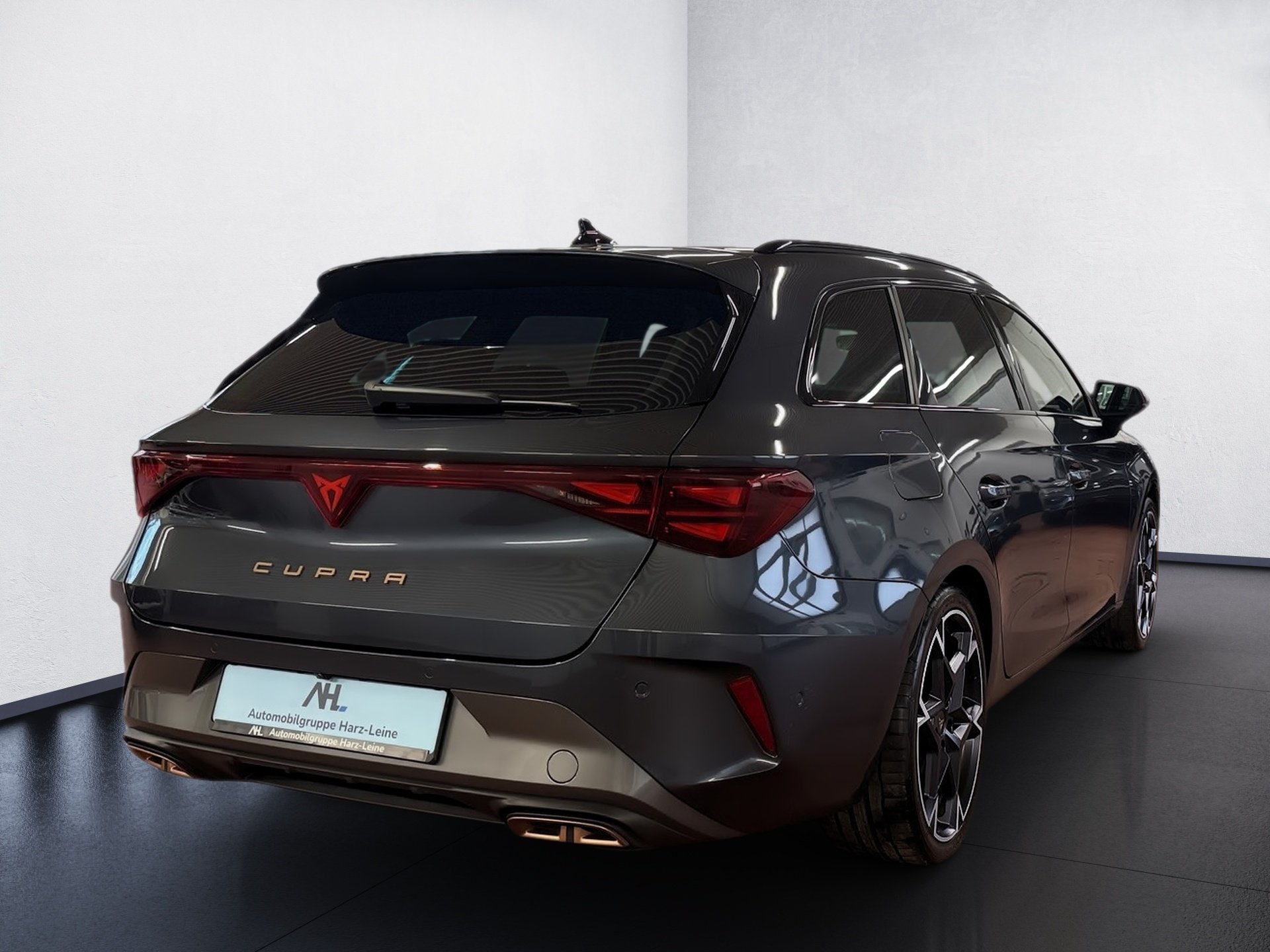 Leon Sportstourer VZ 1.5 TSI e-Hybrid DSG Edge Matrix Navi ACC