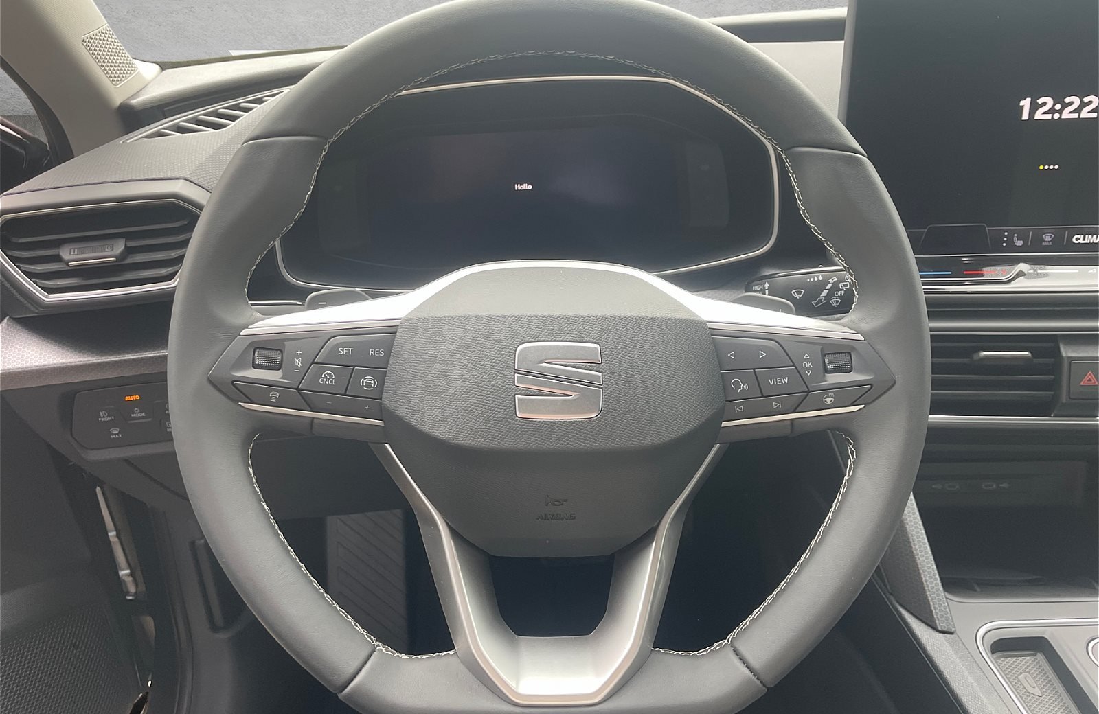 Leon Leon Style Edition 1.5 eTSI DSG NAVI RFK ACC SZH VC KESSY