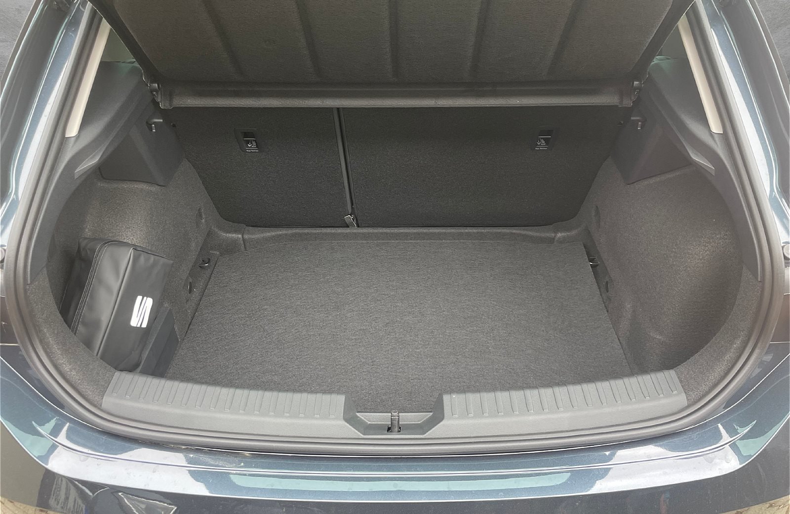 Leon Leon Style Edition 1.5 eTSI DSG NAVI RFK ACC SZH VC KESSY