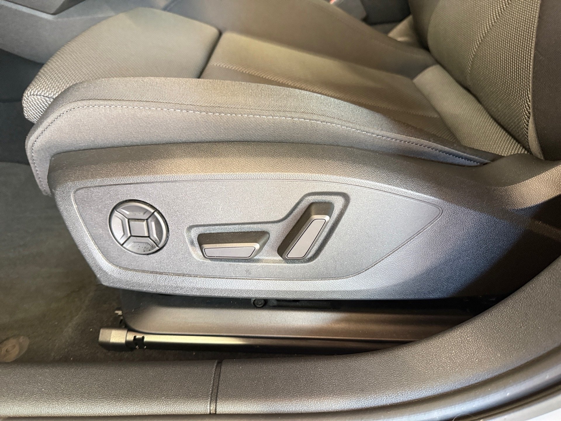 A3 Sportback 35 TFSI advanced S-tronic LED Navi ACC AHK