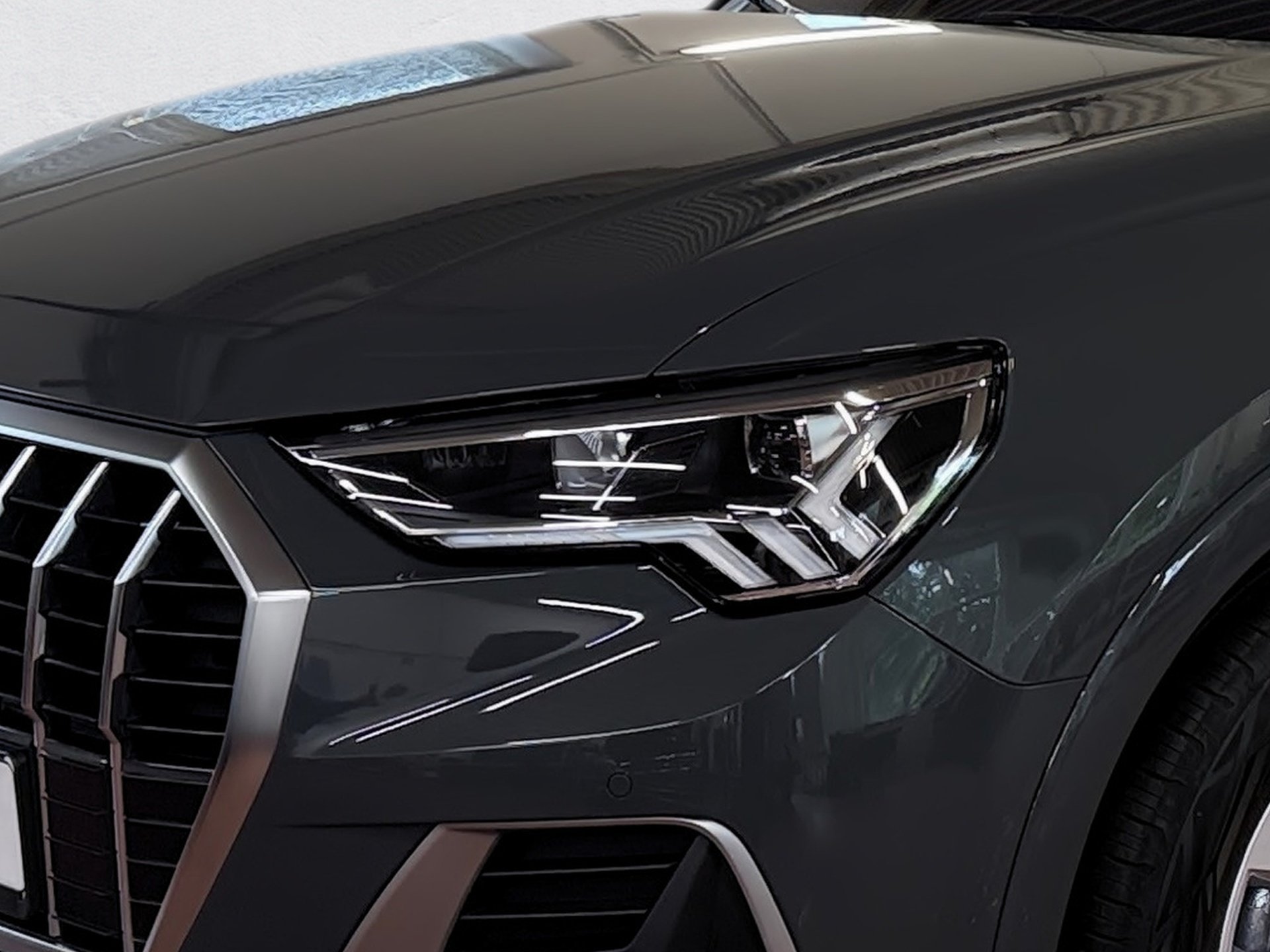 Q3 35 TFSI advanced S-tronic AHK Navi ACC RFK
