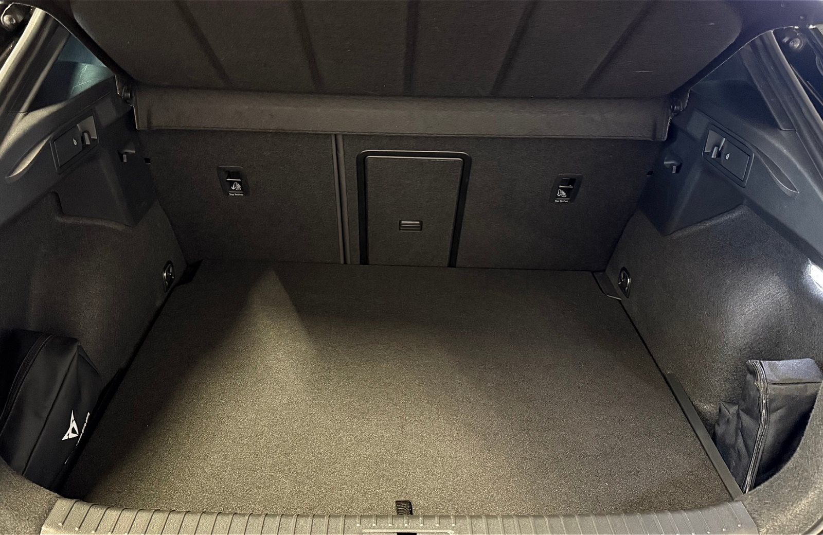 Formentor 2.5 TSI VZ5 4Drive DSG Matrix Navi Leder Pano