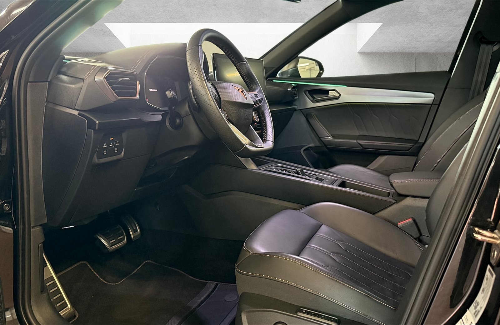 Formentor 2.5 TSI VZ5 4Drive DSG Matrix Navi Leder Pano