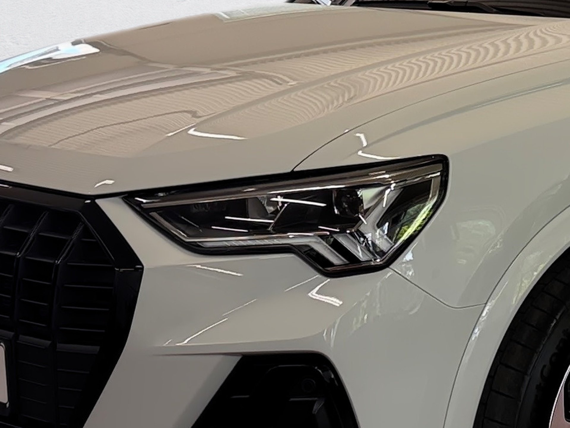 Q3 35 TFSI S line S-tronic LED Navi ACC Pano ACC