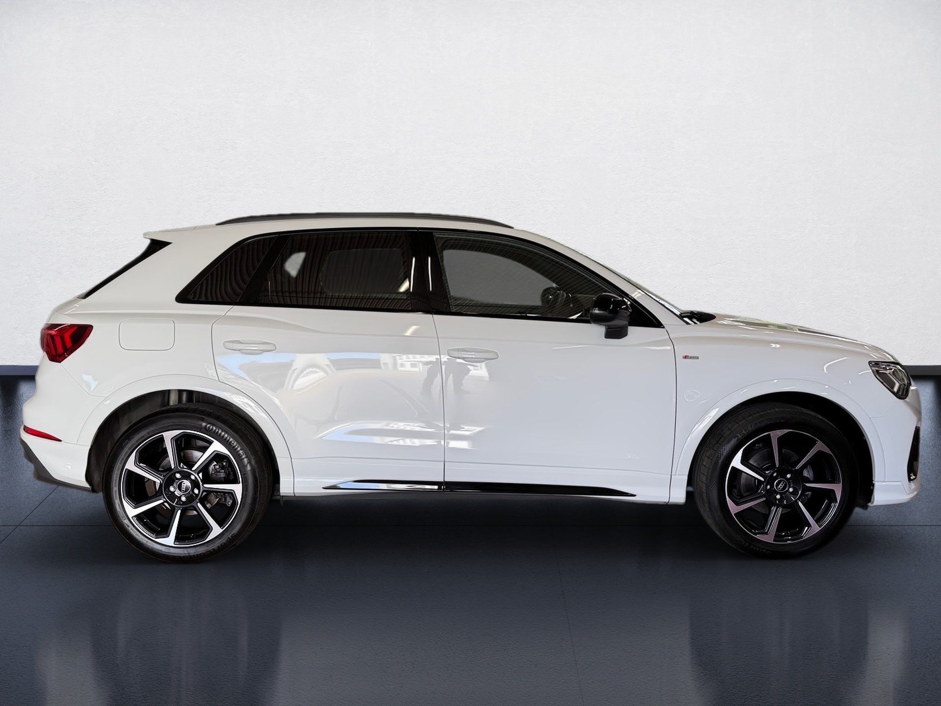 Q3 35 TFSI S line S-tronic LED Navi ACC Pano ACC