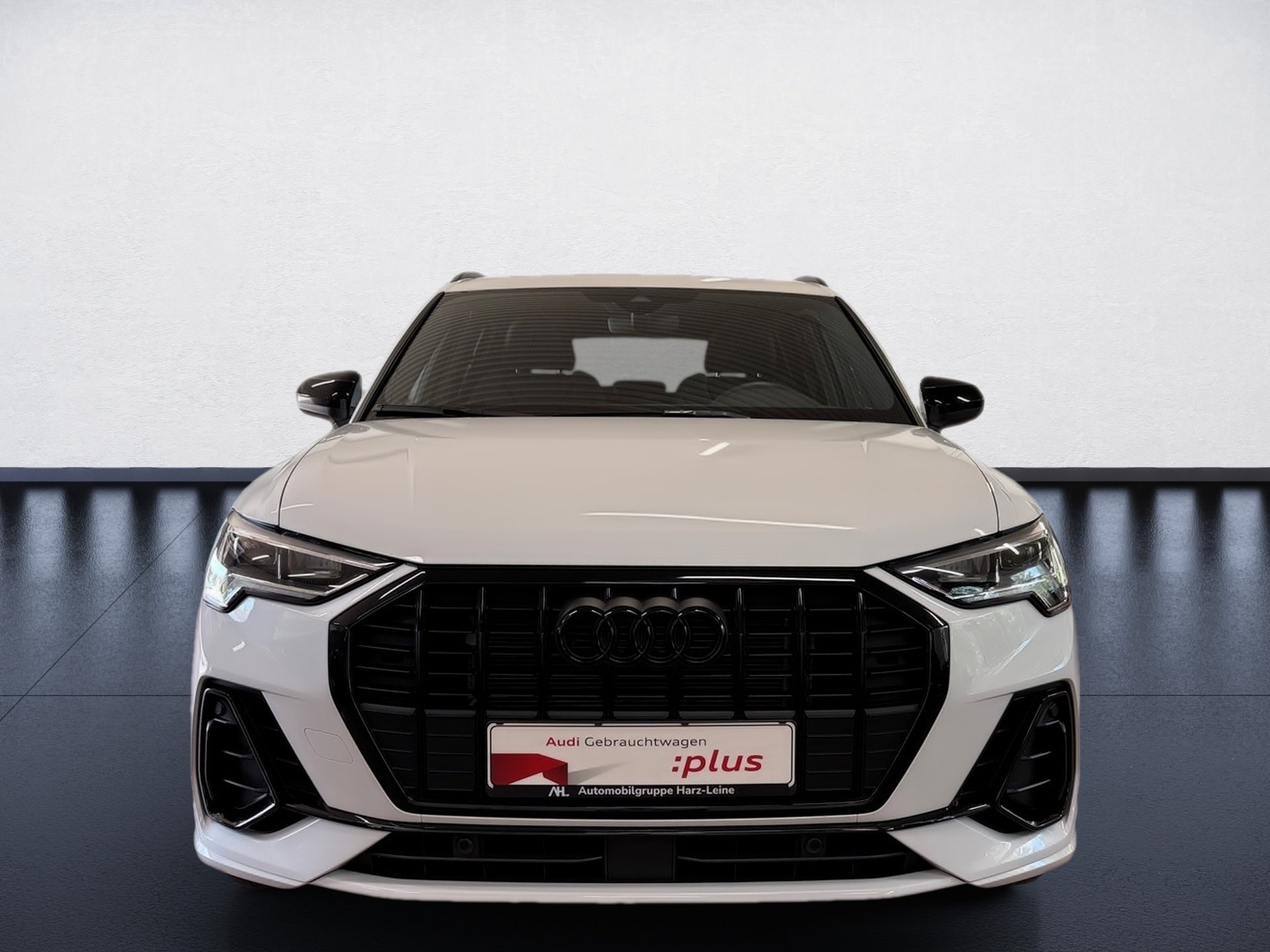Q3 35 TFSI S line S-tronic LED Navi ACC Pano ACC