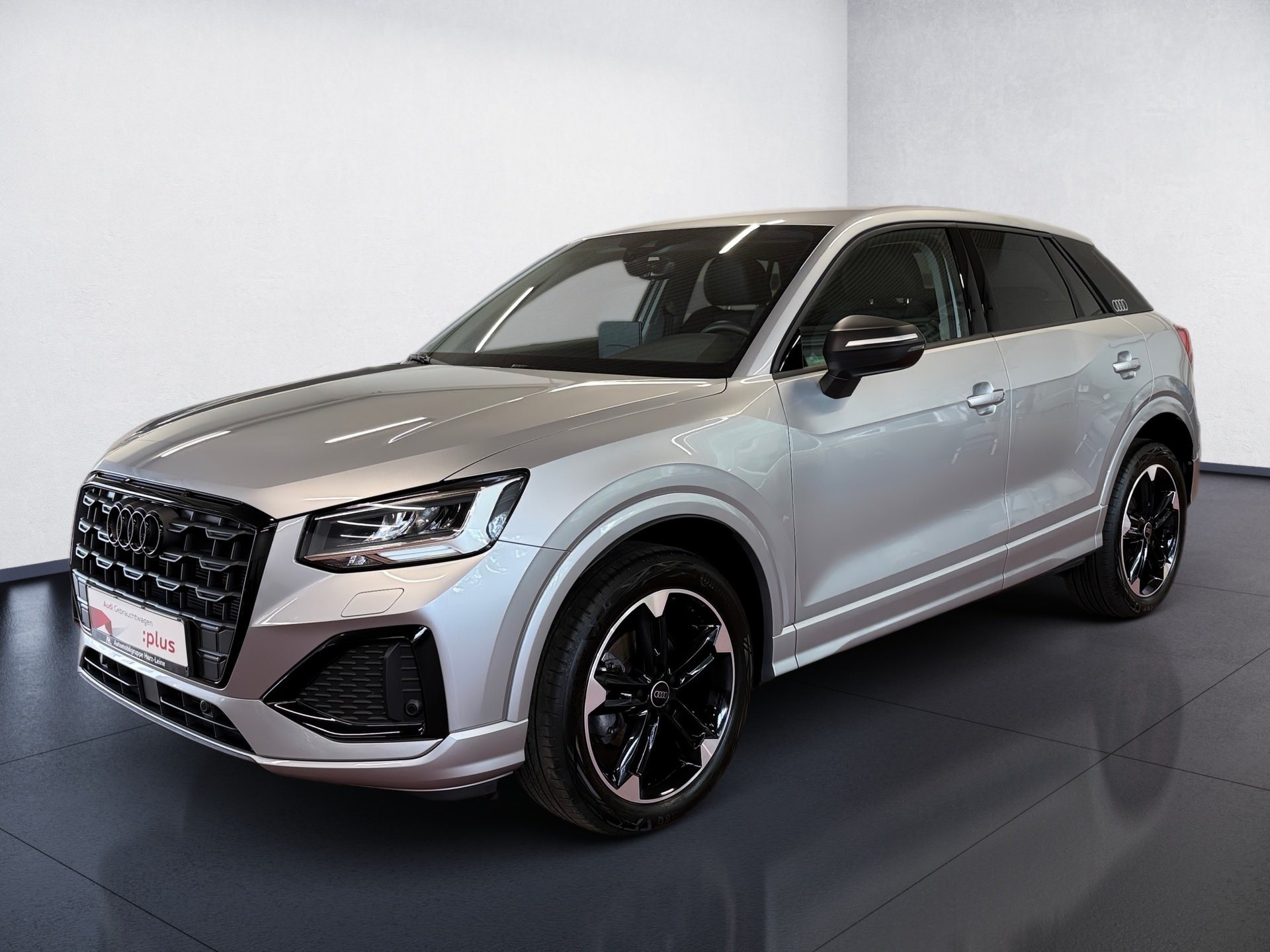 Q2 35 TFSI advanced S-tronic LED AHK PDC SHZ AHK