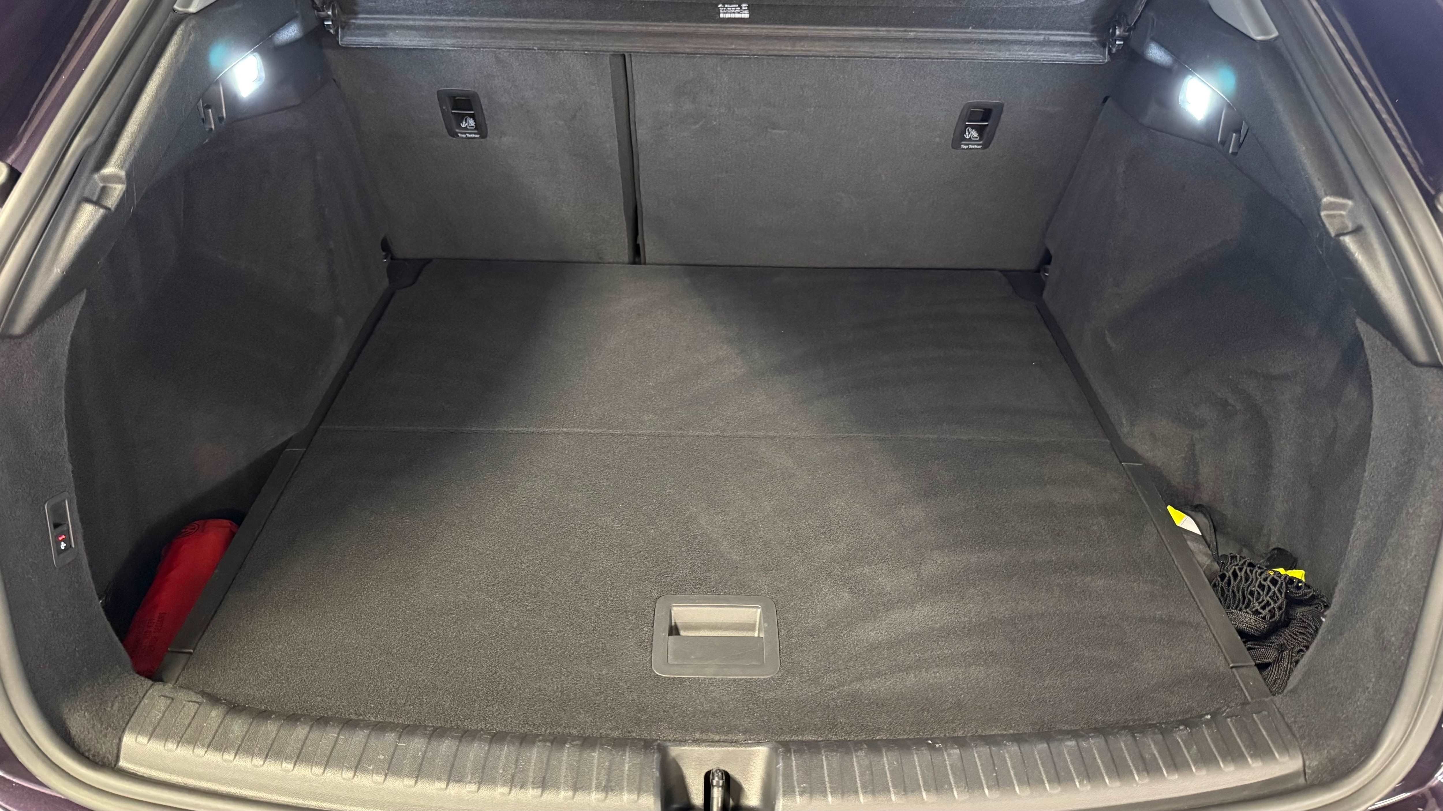 Q4 Sportback e-tron 40 Matrix AHK Pano MMI Bluetooth