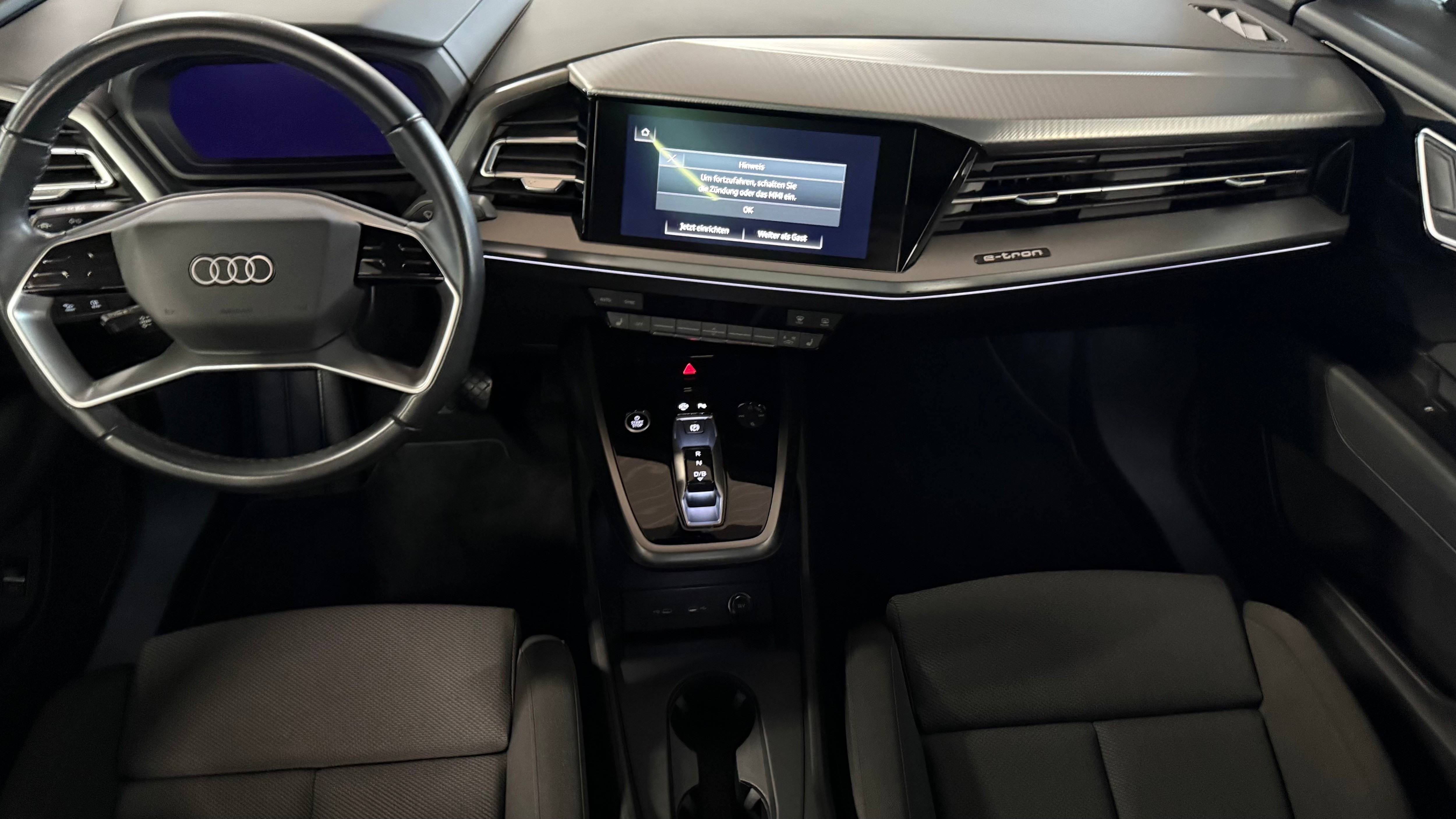 Q4 Sportback e-tron 40 Matrix AHK Pano MMI Bluetooth