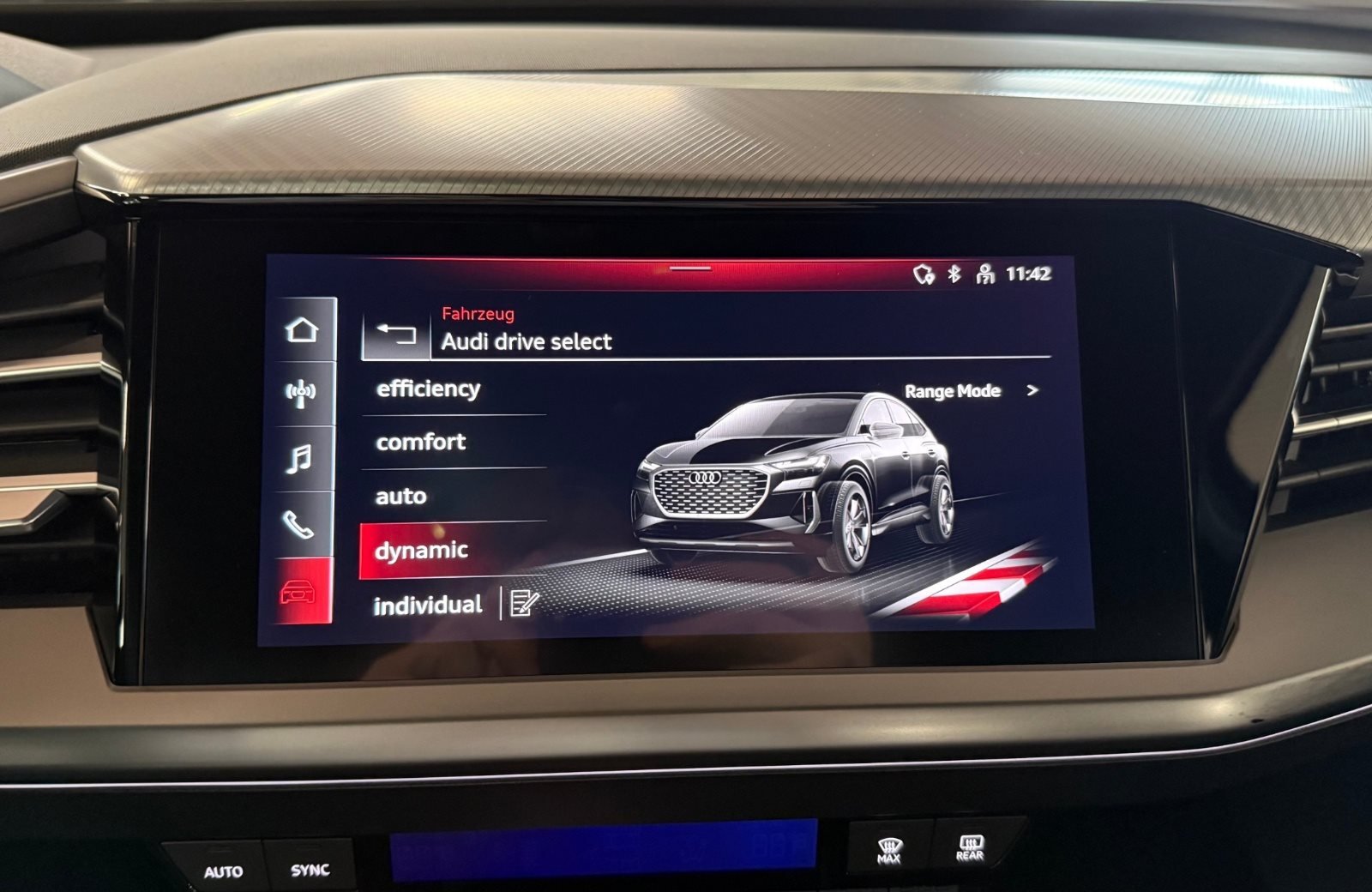 Q4 Sportback e-tron 40 Matrix AHK Pano MMI Bluetooth