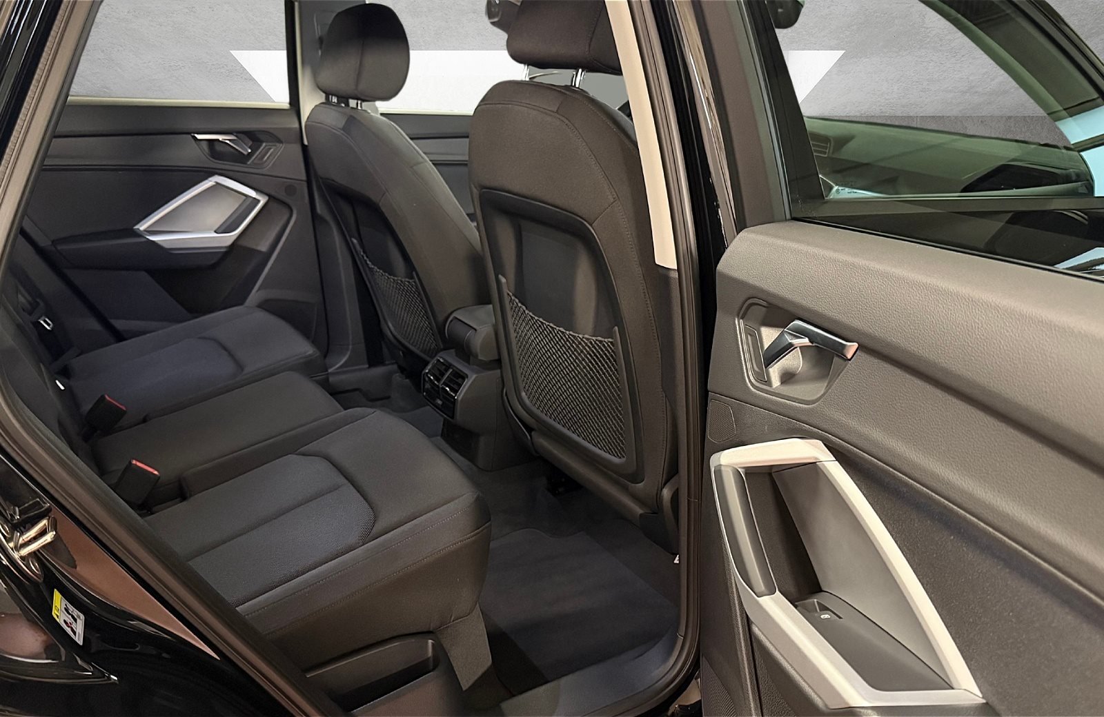 Q3 45 TFSIe S-tronic Matrix Navi ACC 360° 360 LM