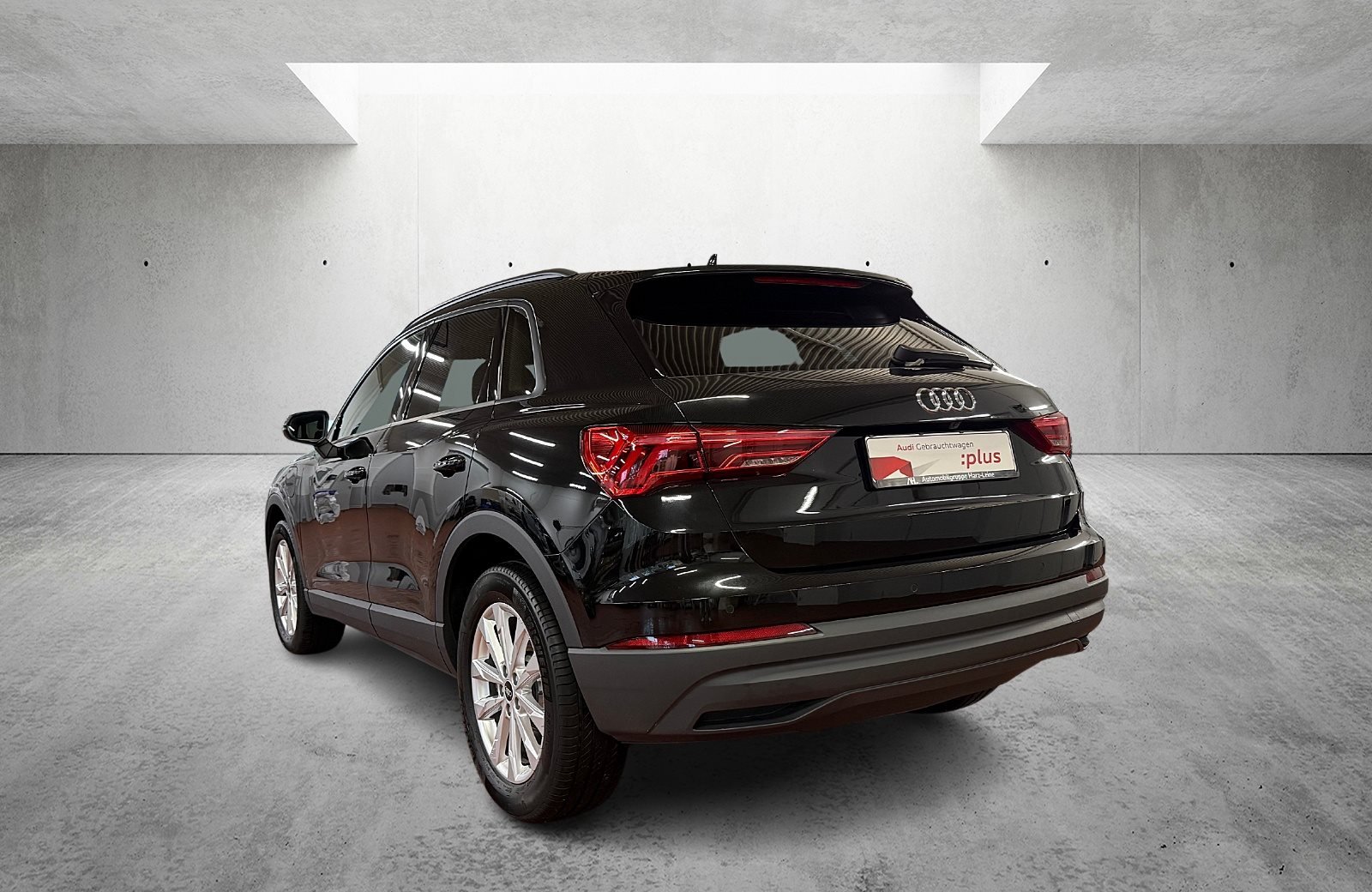 Q3 45 TFSIe S-tronic Matrix Navi ACC 360° 360 LM