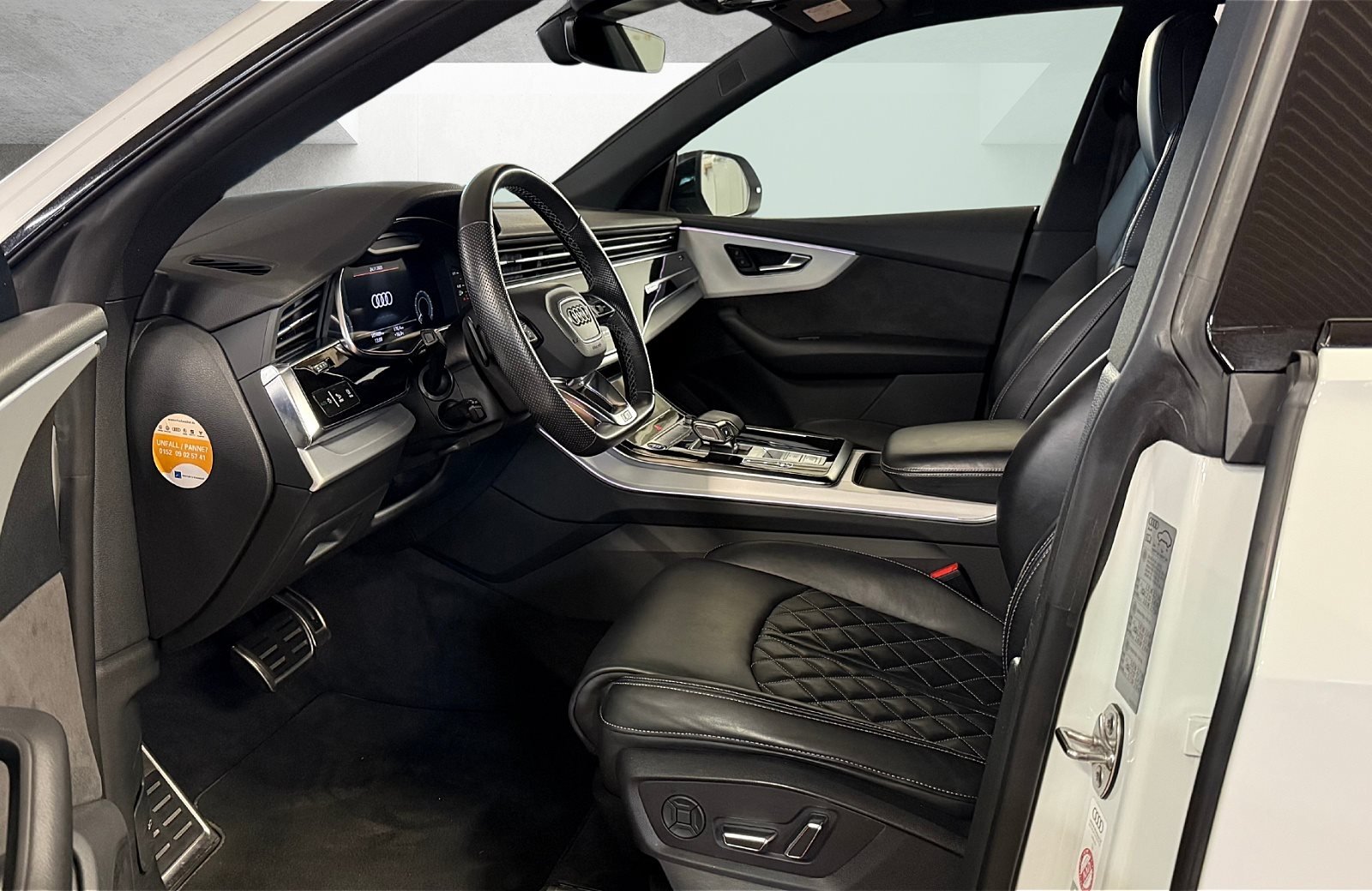 Q8 60 TFSIe S line quattro Tiptronic Matrix HuD Luft Nacht B&O