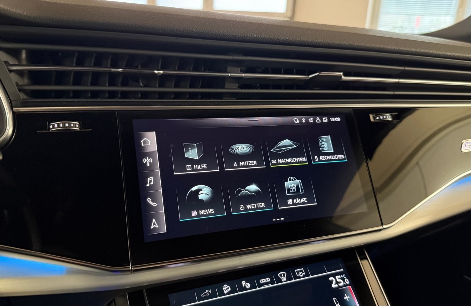 Q8 60 TFSIe S line quattro Tiptronic Matrix HuD Luft Nacht B&O