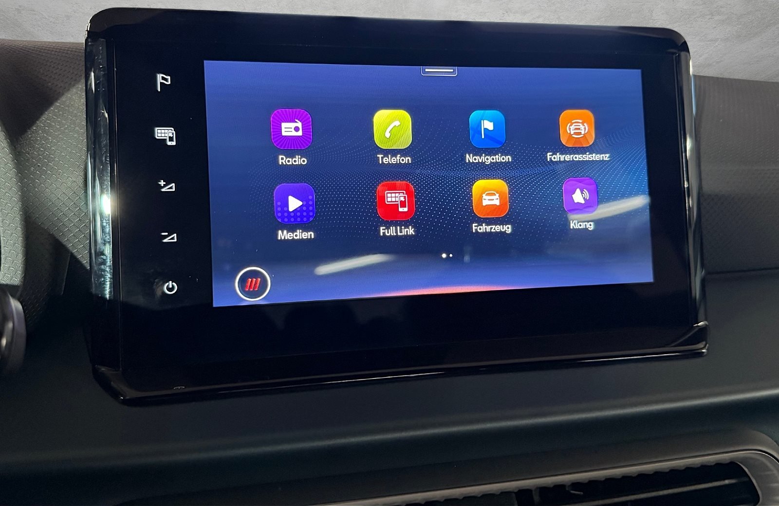 Arona 1.0 TSI Xperience DSG LED Navi ACC AHK RFK