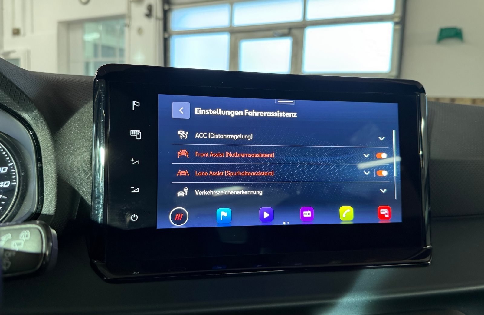 Arona 1.0 TSI Xperience DSG LED Navi ACC AHK RFK