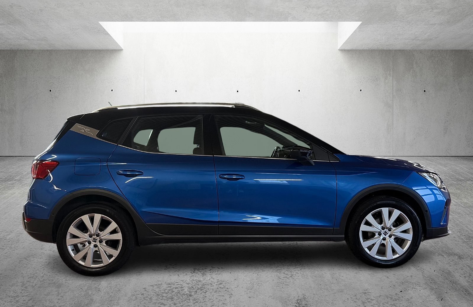 Arona 1.0 TSI Xperience DSG LED Navi ACC AHK RFK