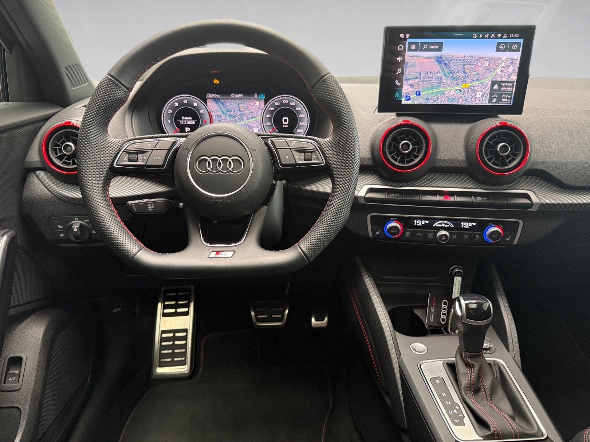 Q2 40 TFSI S line quattro S-tronic Matrix Pano RFK