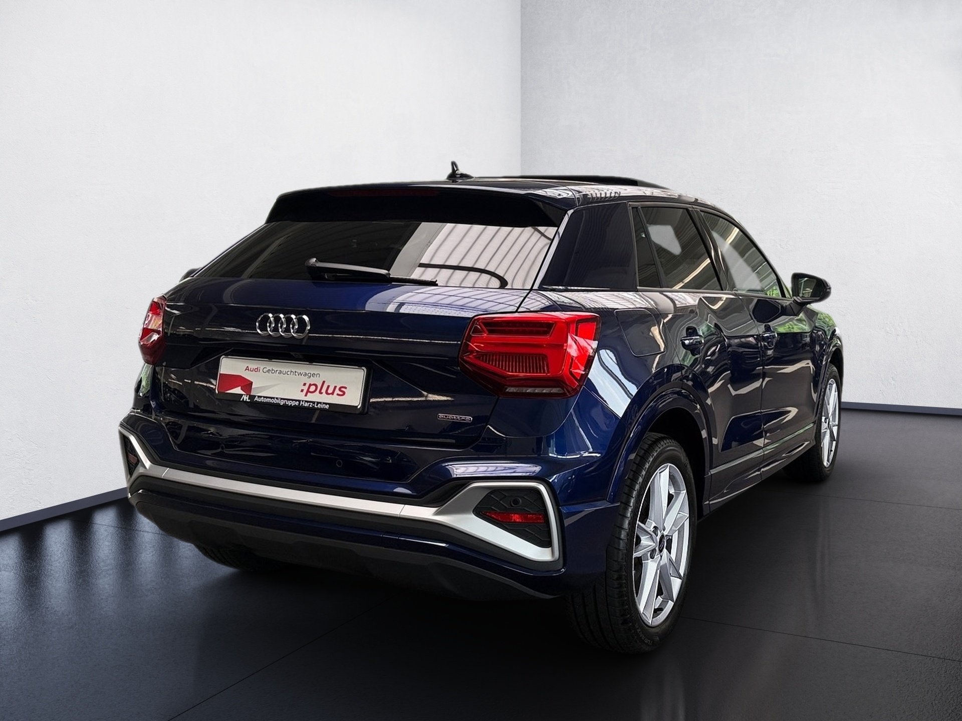 Q2 40 TFSI S line quattro S-tronic Matrix Pano RFK
