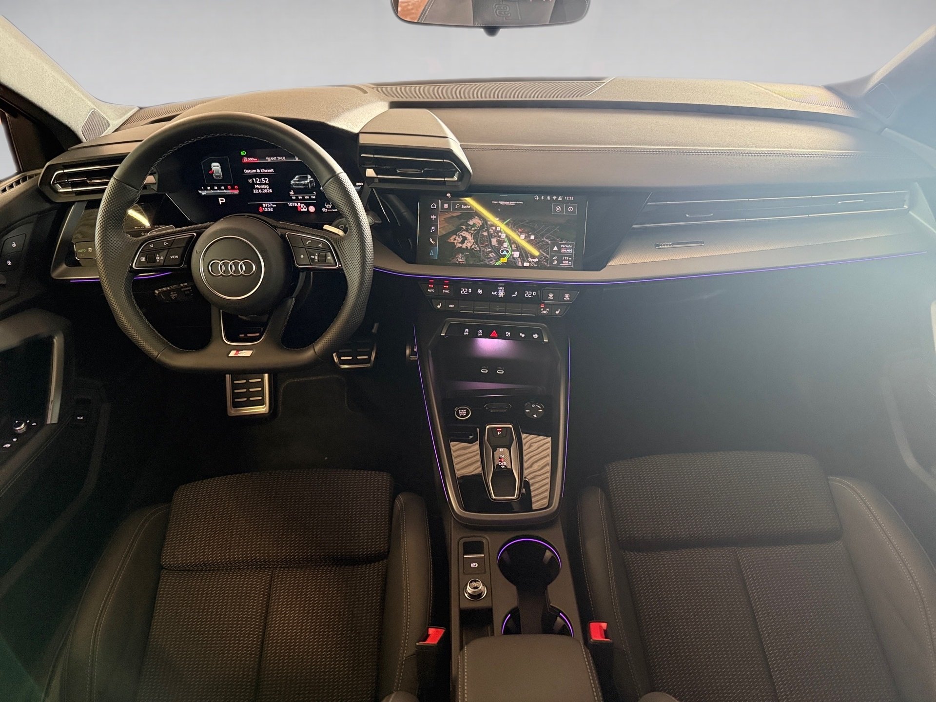 A3 Sportback TDI S line S-tronic Matrix Navi ACC Pano