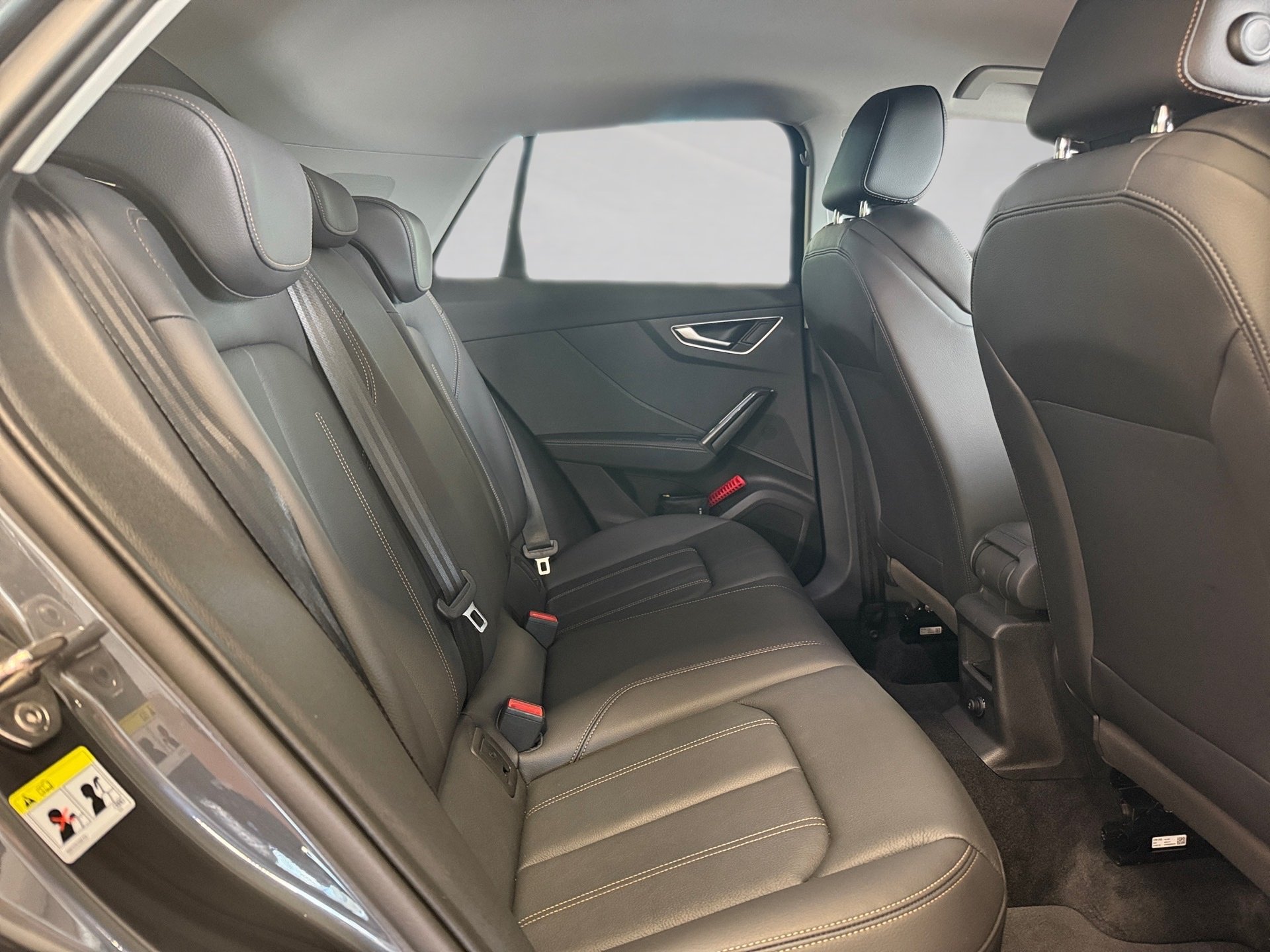Q2 Advanced 35 TFSI advanced S-tronic Matrix AHK