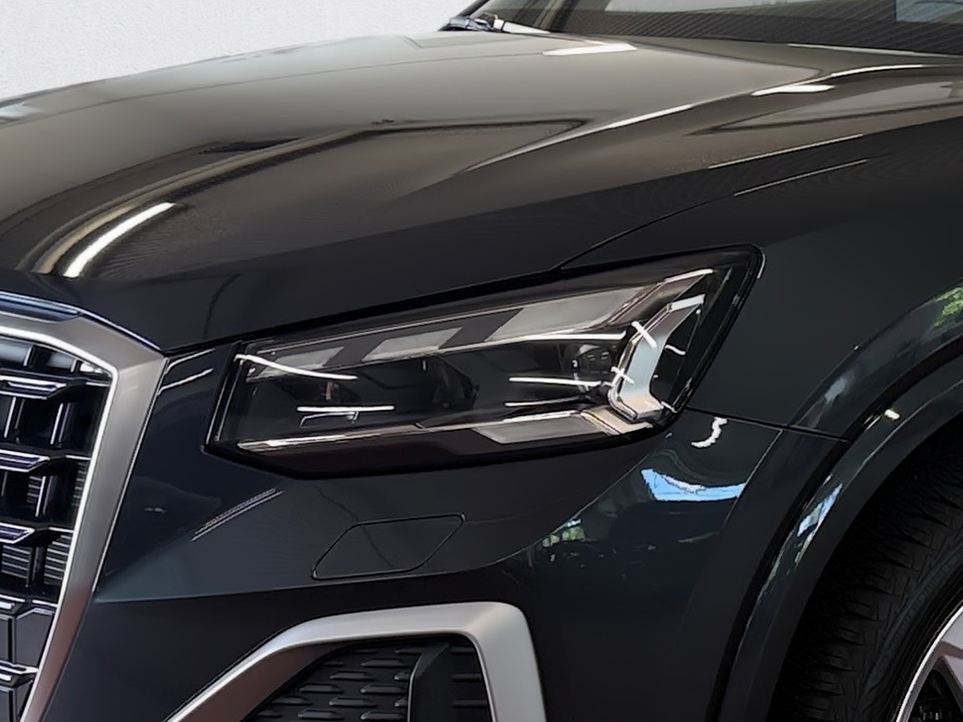 Q2 Advanced 35 TFSI advanced S-tronic Matrix AHK