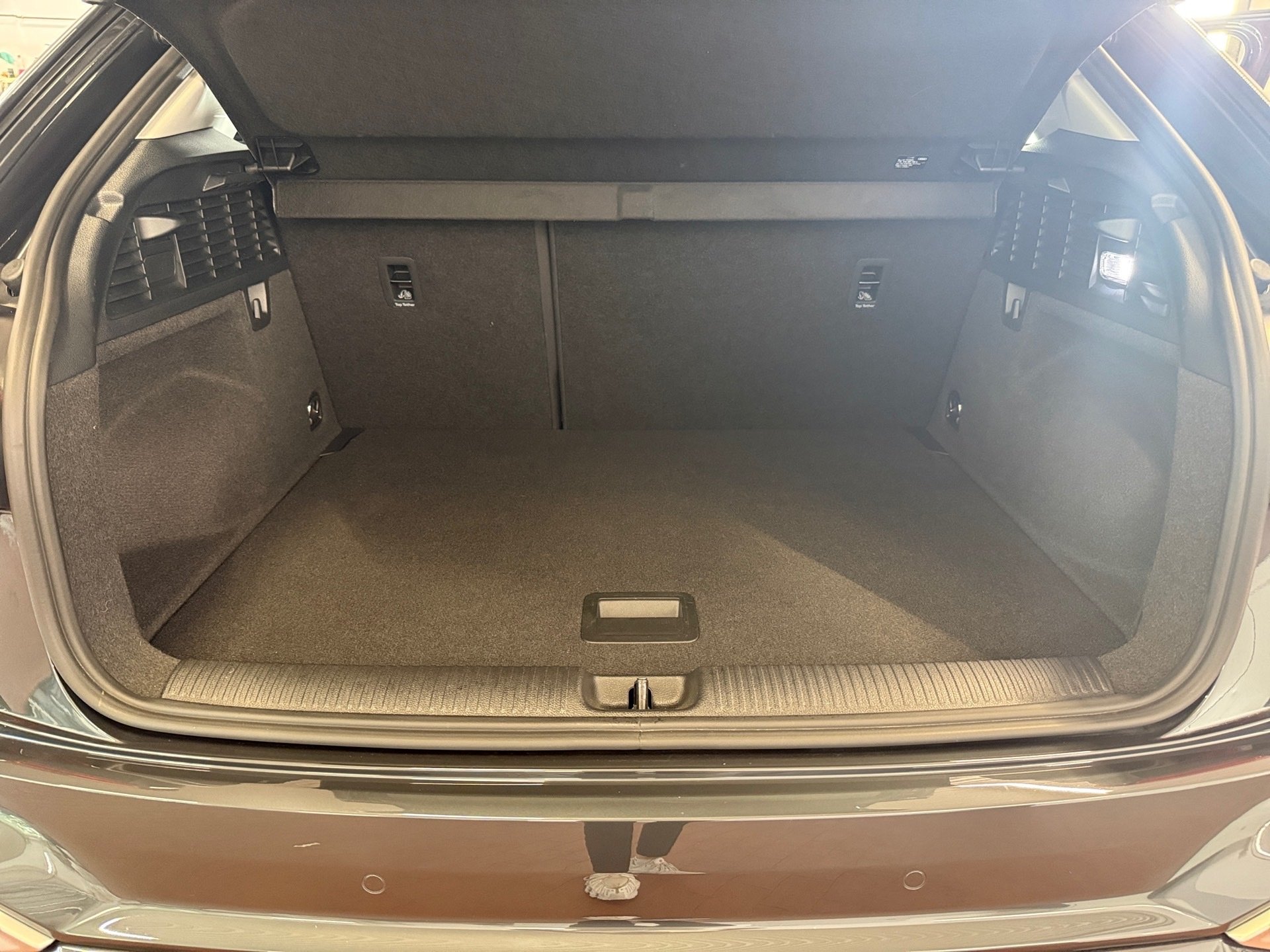 Q2 Advanced 35 TFSI advanced S-tronic Matrix AHK