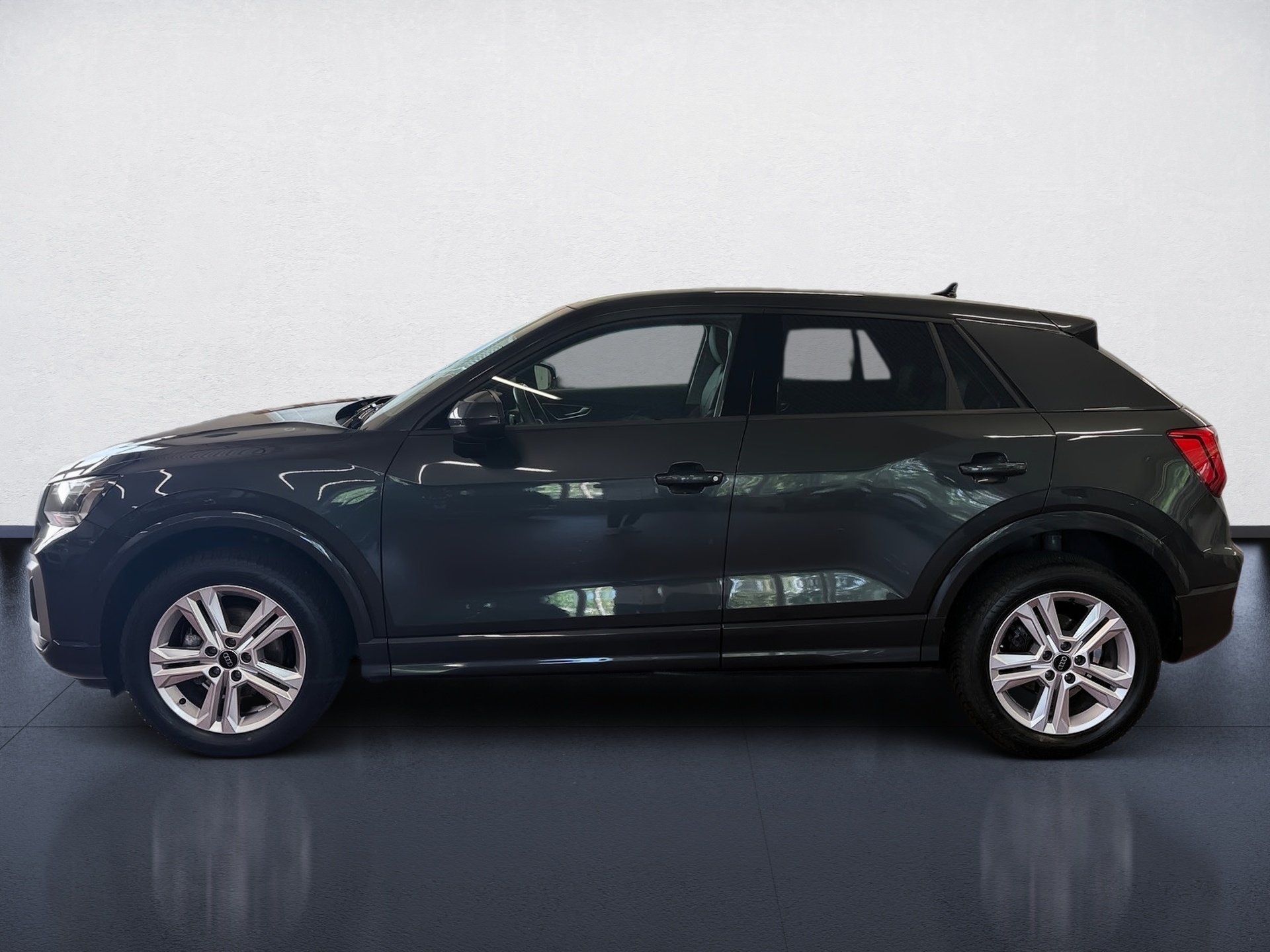 Q2 Advanced 35 TFSI advanced S-tronic Matrix AHK