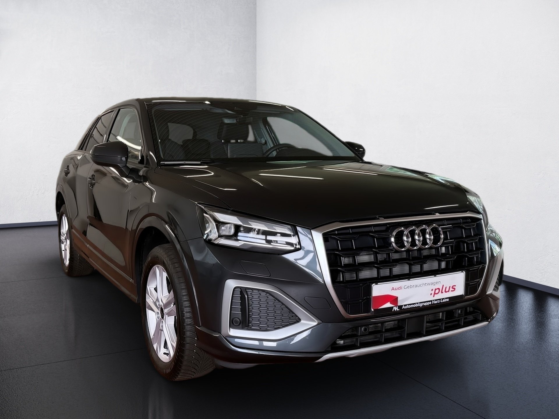 Q2 Advanced 35 TFSI advanced S-tronic Matrix AHK