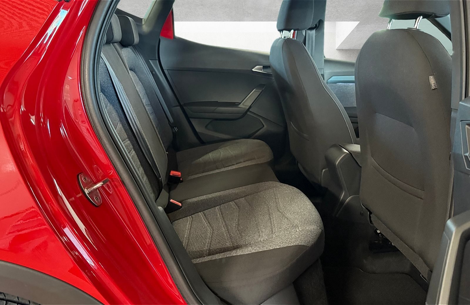 Arona 1.0 TSI Xperience DSG LED Navi ACC RFK PDC