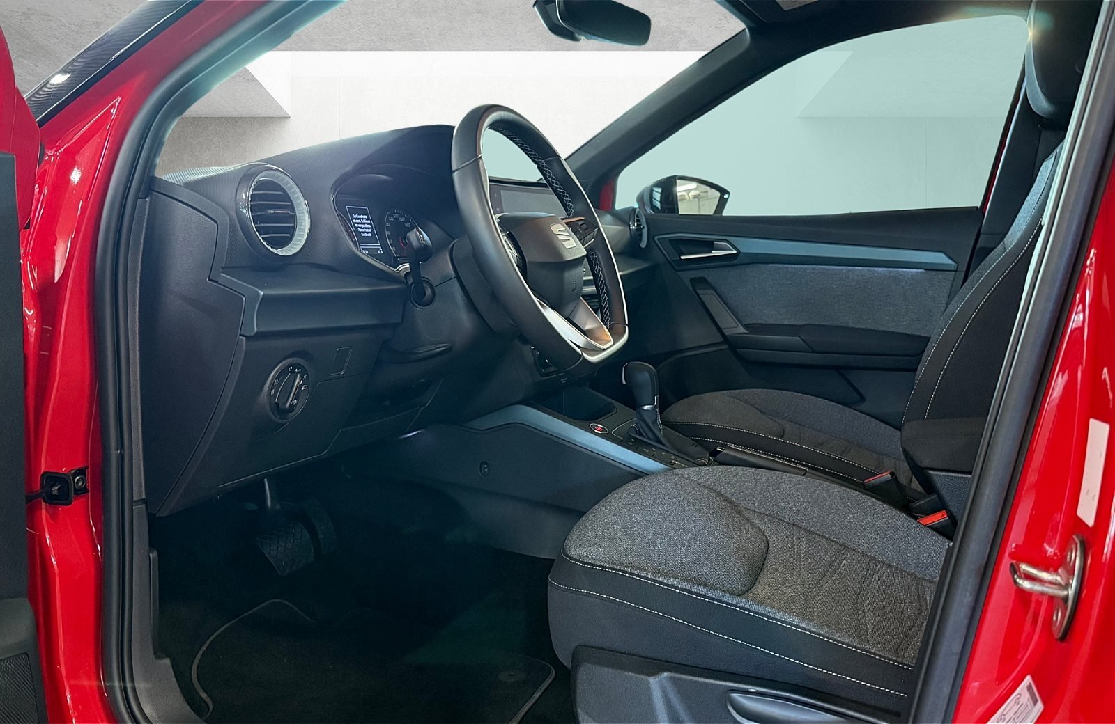 Arona 1.0 TSI Xperience DSG LED Navi ACC RFK PDC