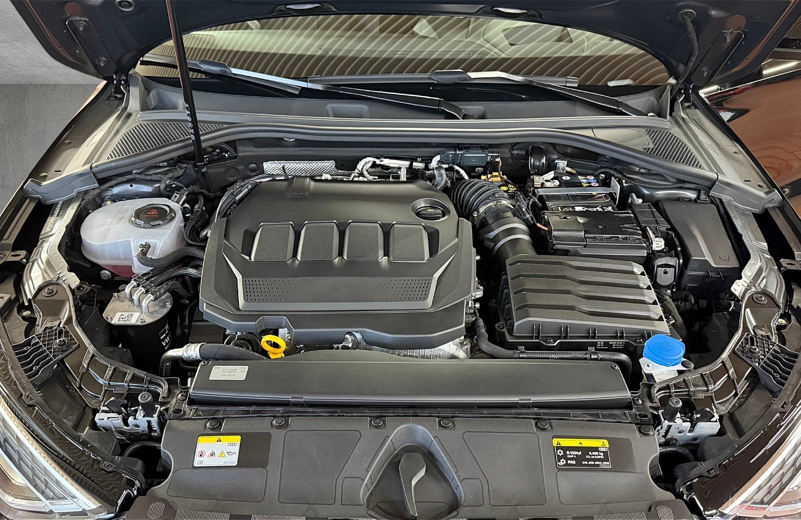 A3 Sportback 35 TDI advanced S-tronic LED Navi AC HuD AHK RFK