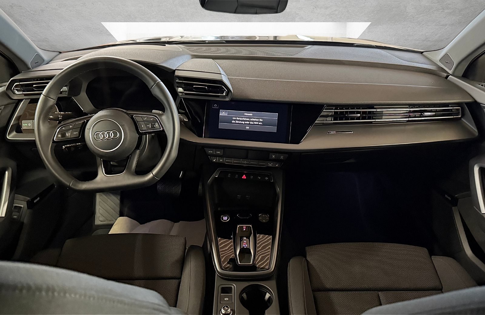 A3 Sportback 35 TDI advanced S-tronic LED Navi AC HuD AHK RFK