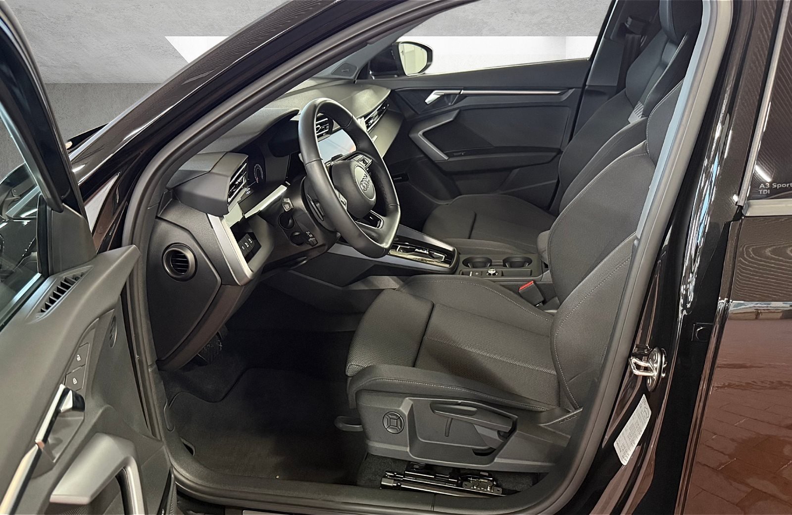 A3 Sportback 35 TDI advanced S-tronic LED Navi AC HuD AHK RFK