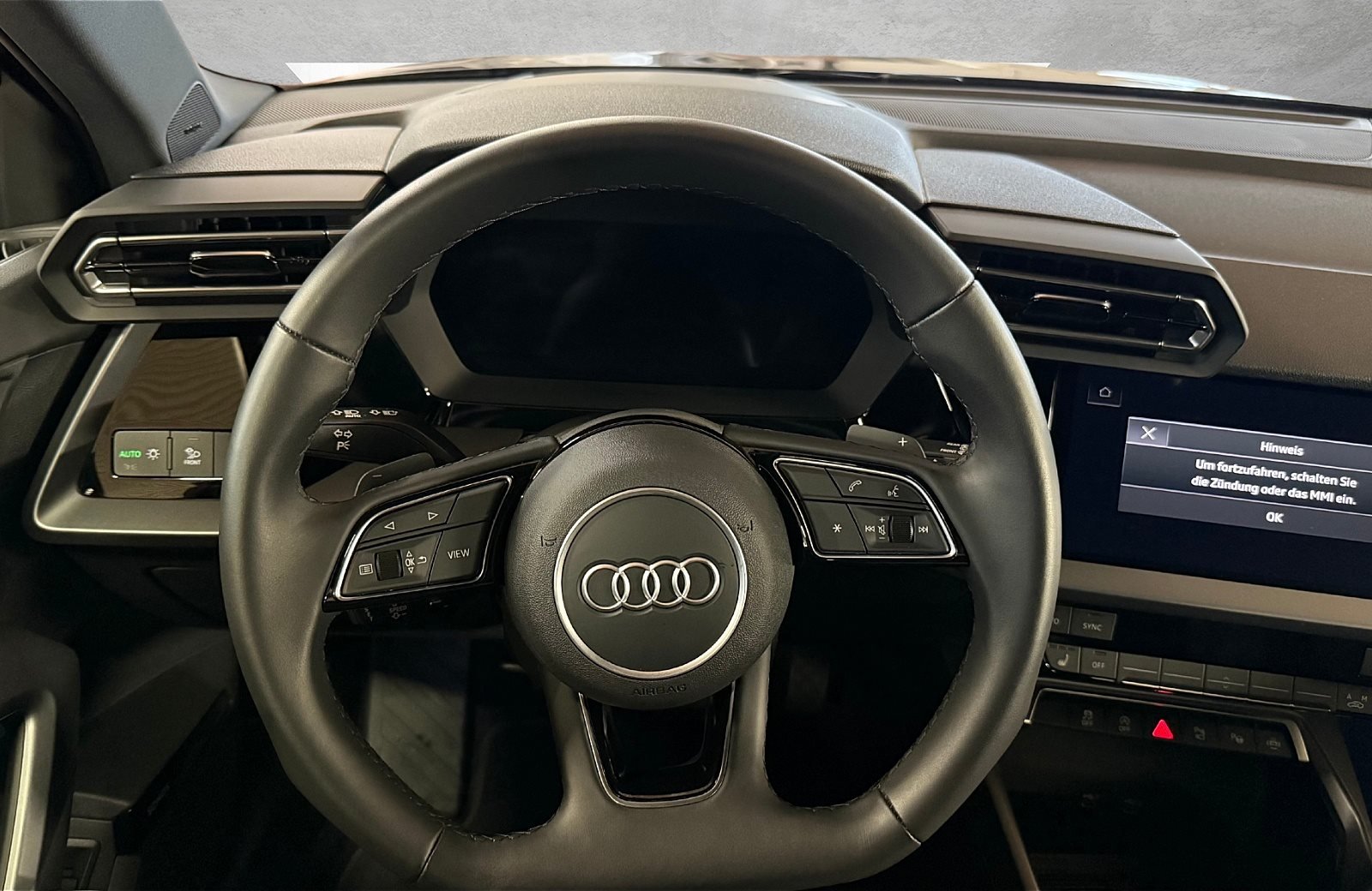 A3 Sportback 35 TDI advanced S-tronic LED Navi AC HuD AHK RFK