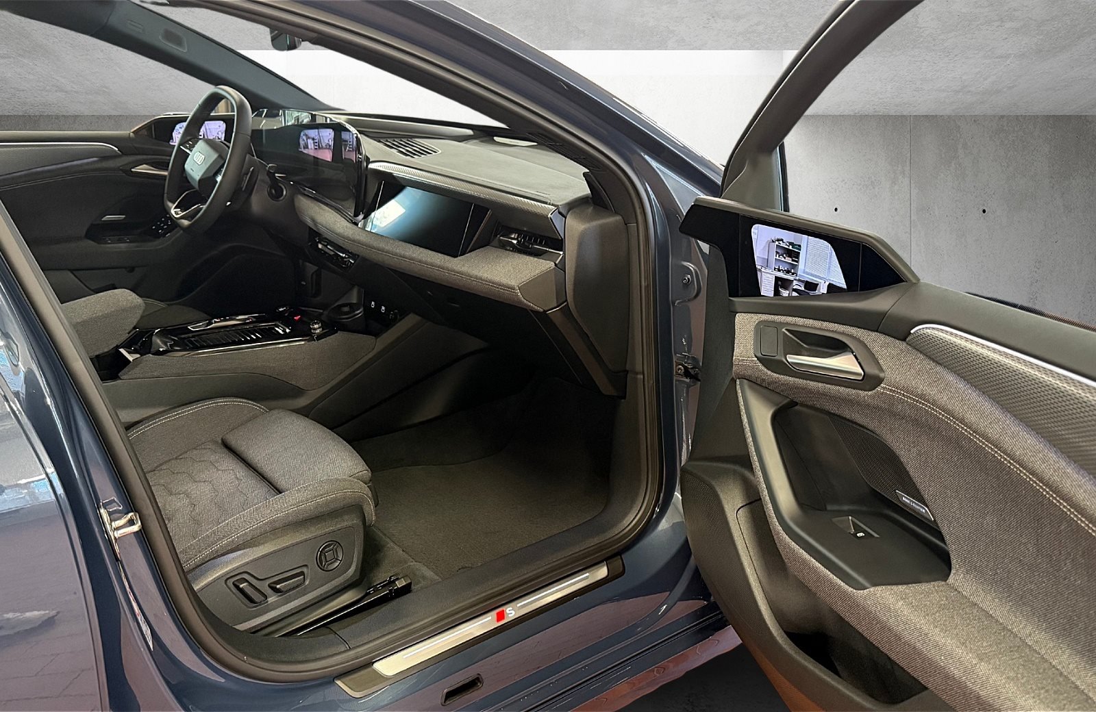 A6 e-tron Avant performance S-line Matrix HuD ACC B&O