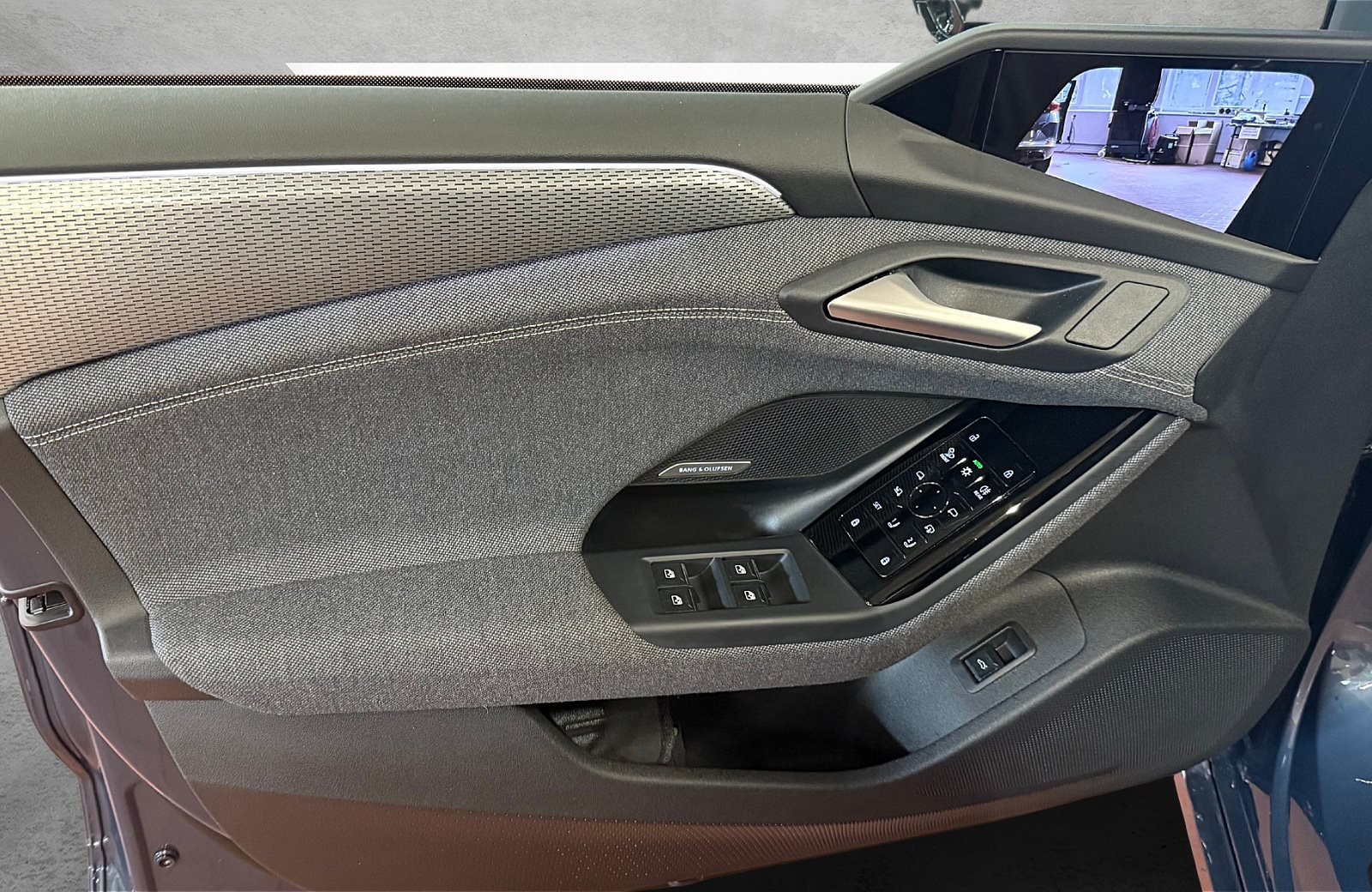 A6 e-tron Avant performance S-line Matrix HuD ACC B&O