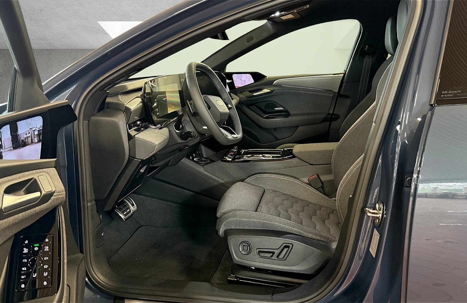 A6 e-tron Avant performance S-line Matrix HuD ACC B&O