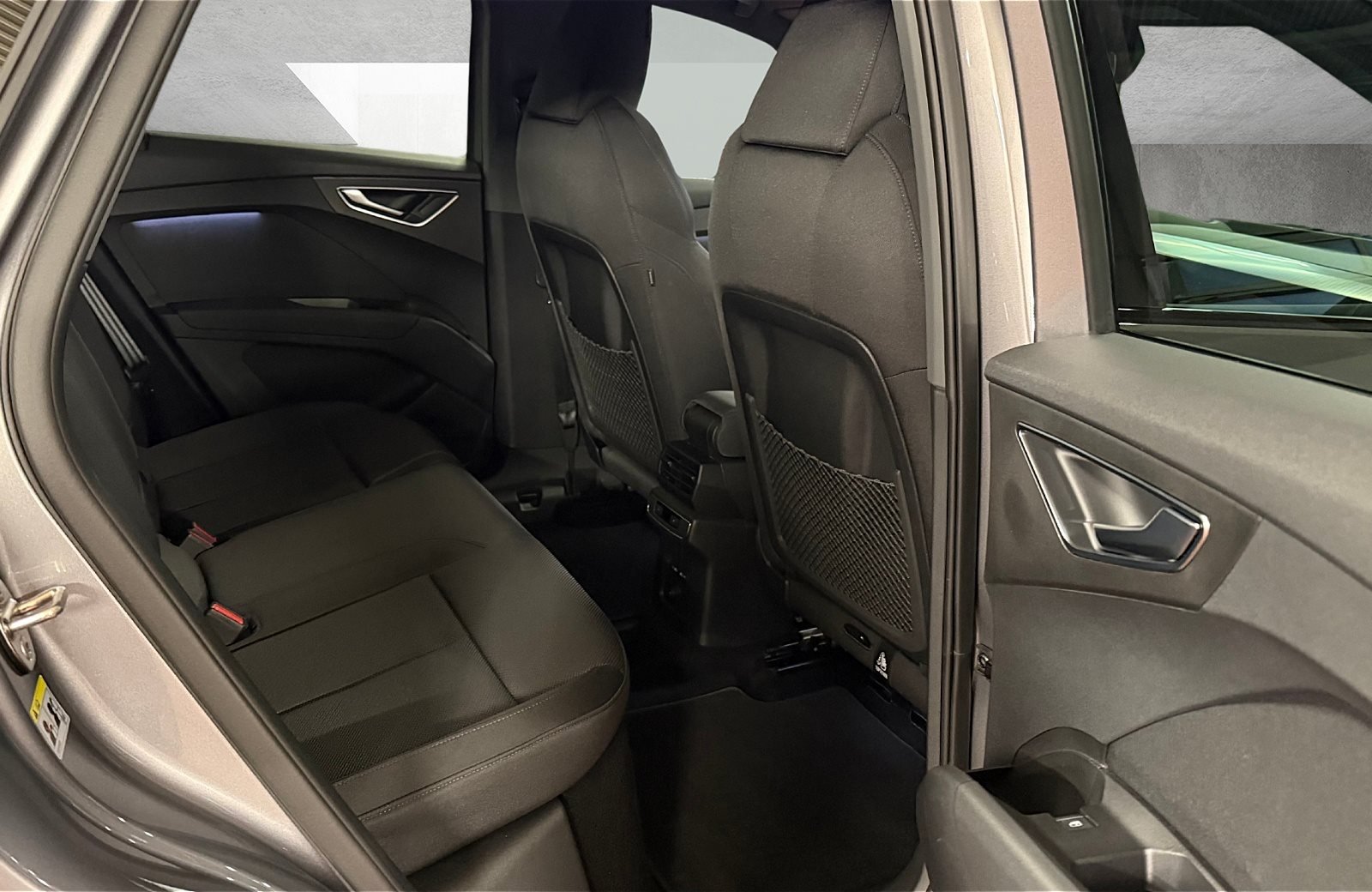 Q4 Sportback e-tron 45 advanced Matrix Navi ACC AHK RFK