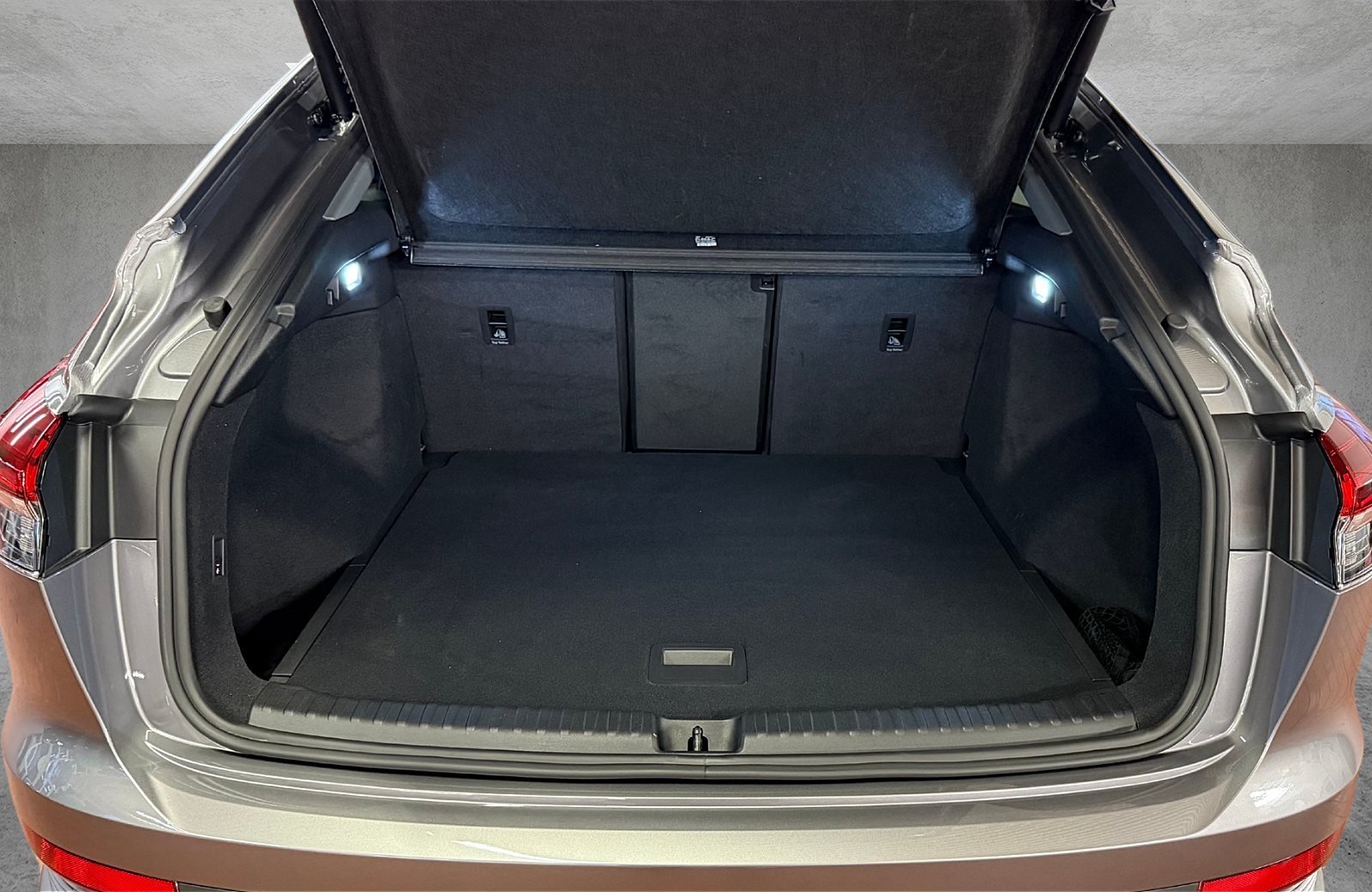 Q4 Sportback e-tron 45 advanced Matrix Navi ACC AHK RFK