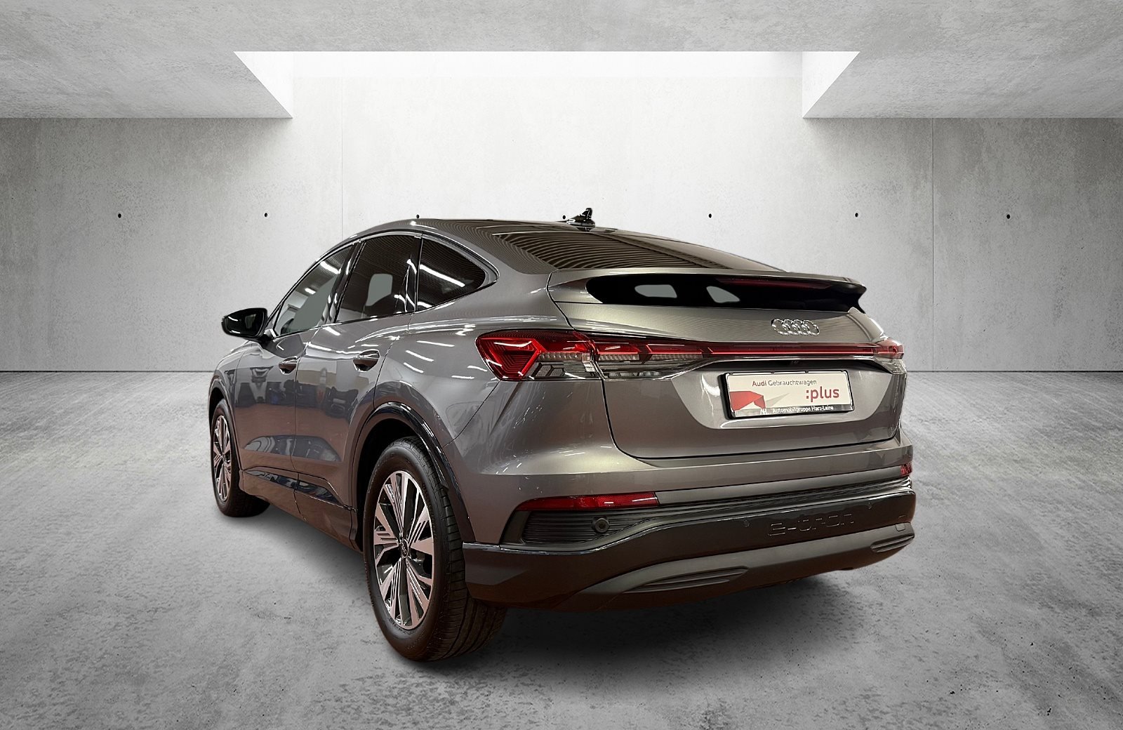 Q4 Sportback e-tron 45 advanced Matrix Navi ACC AHK RFK