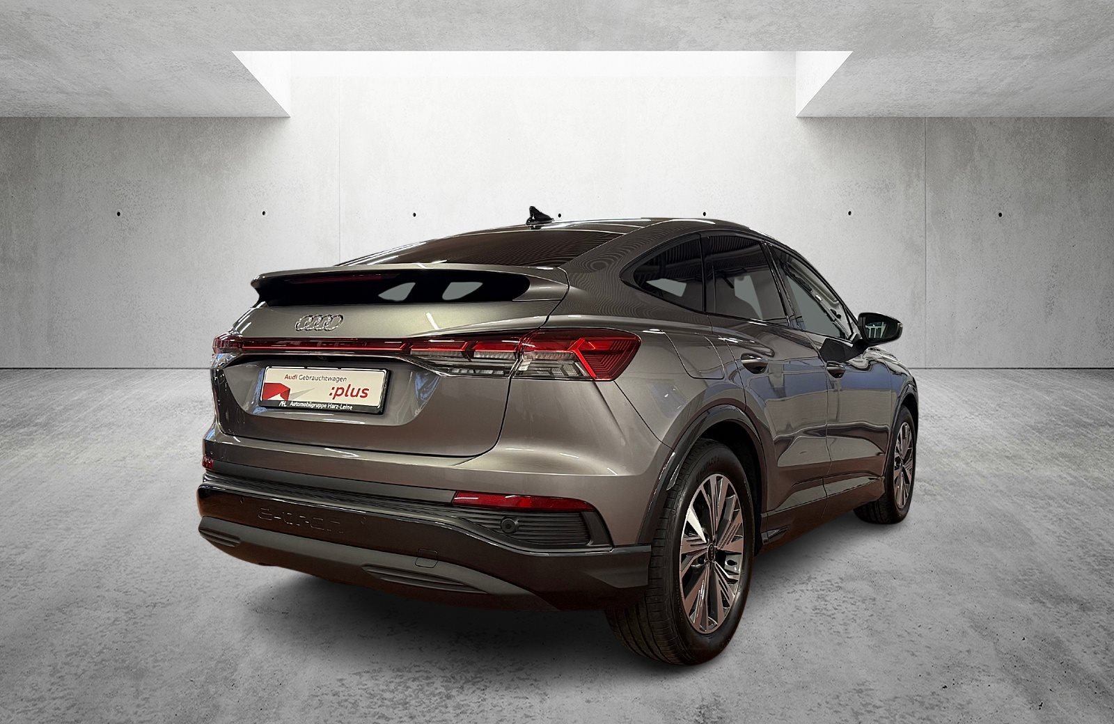 Q4 Sportback e-tron 45 advanced Matrix Navi ACC AHK RFK