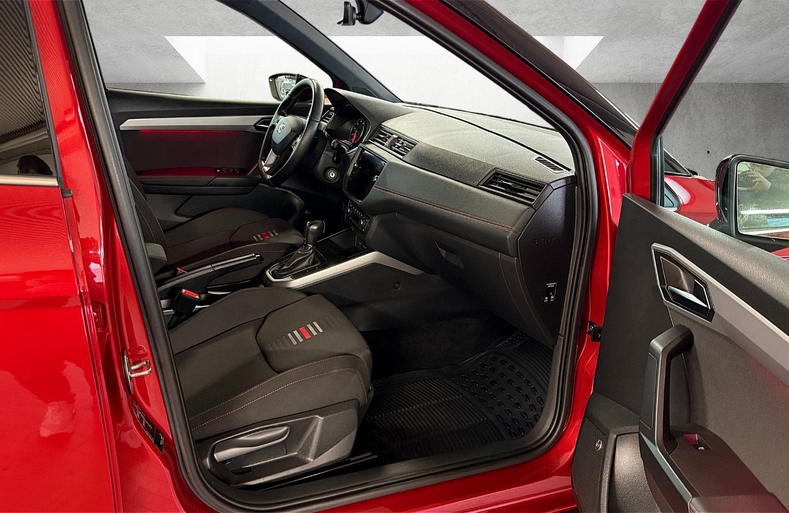 Arona 1.0 TSI FR Beats DSG LED ACC AHK Full-Link RFK