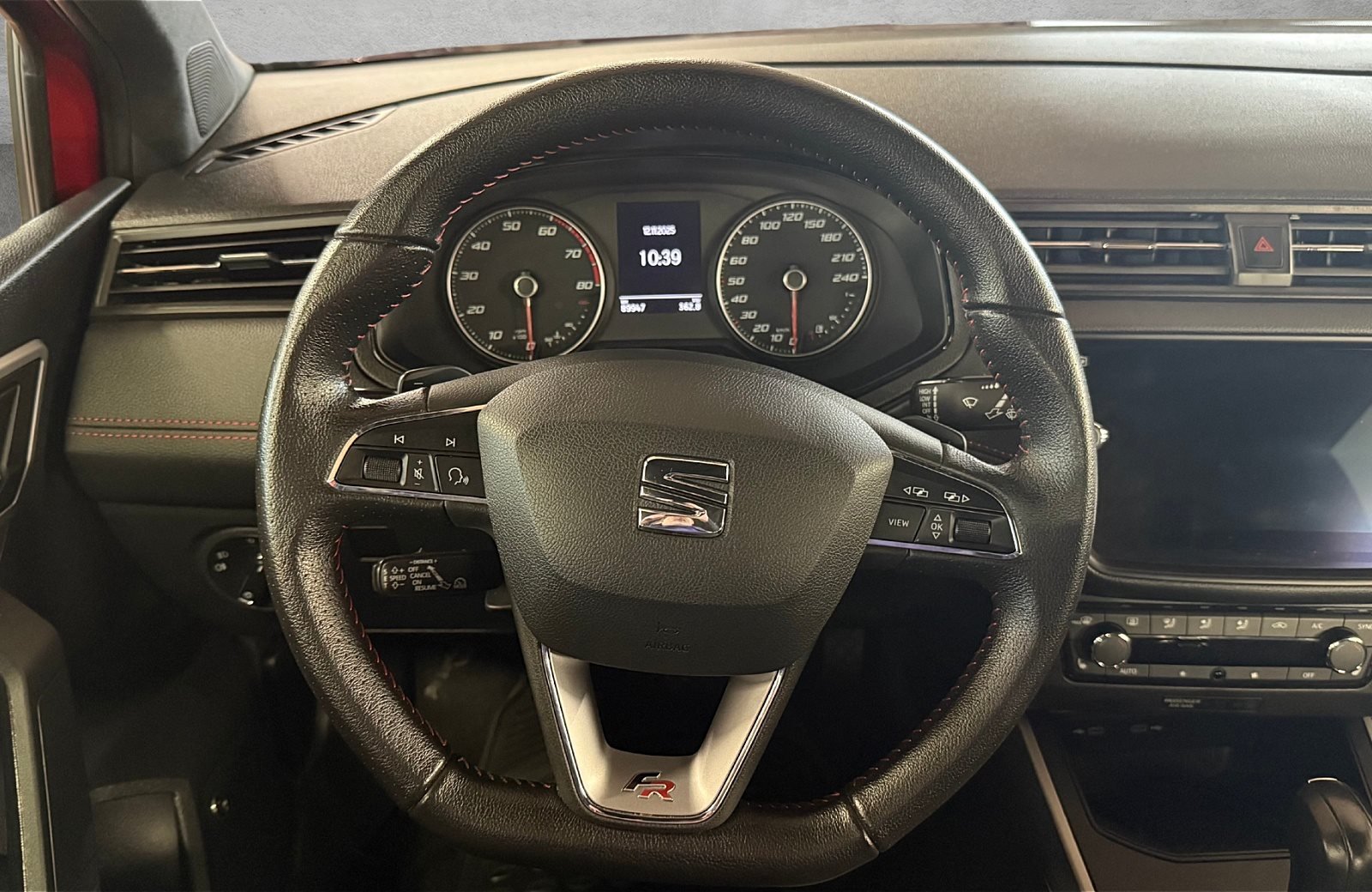 Arona 1.0 TSI FR Beats DSG LED ACC AHK Full-Link RFK